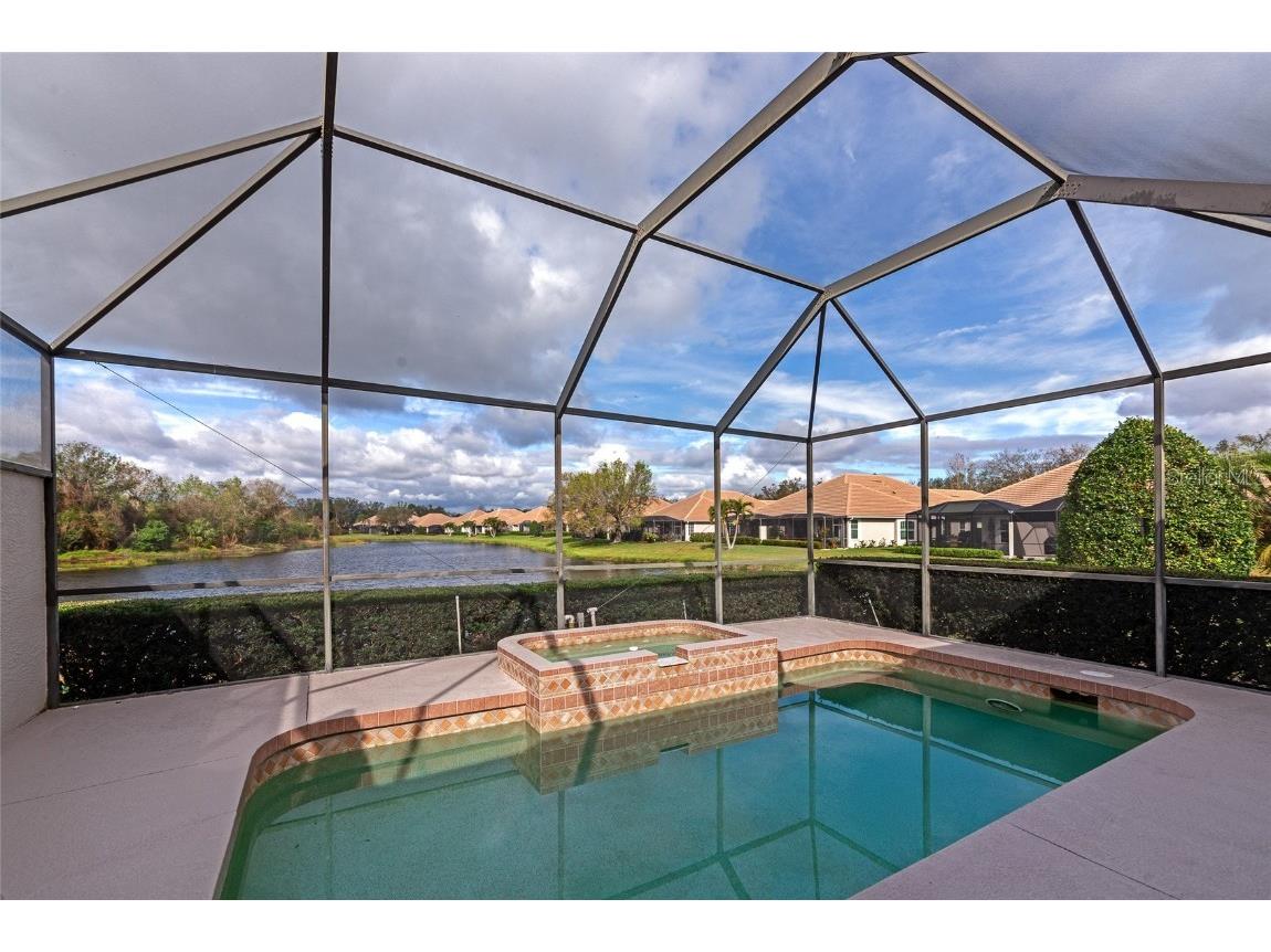 8310 Tartan Fields Circle Lakewood Ranch FL 34202 A4642076 image3