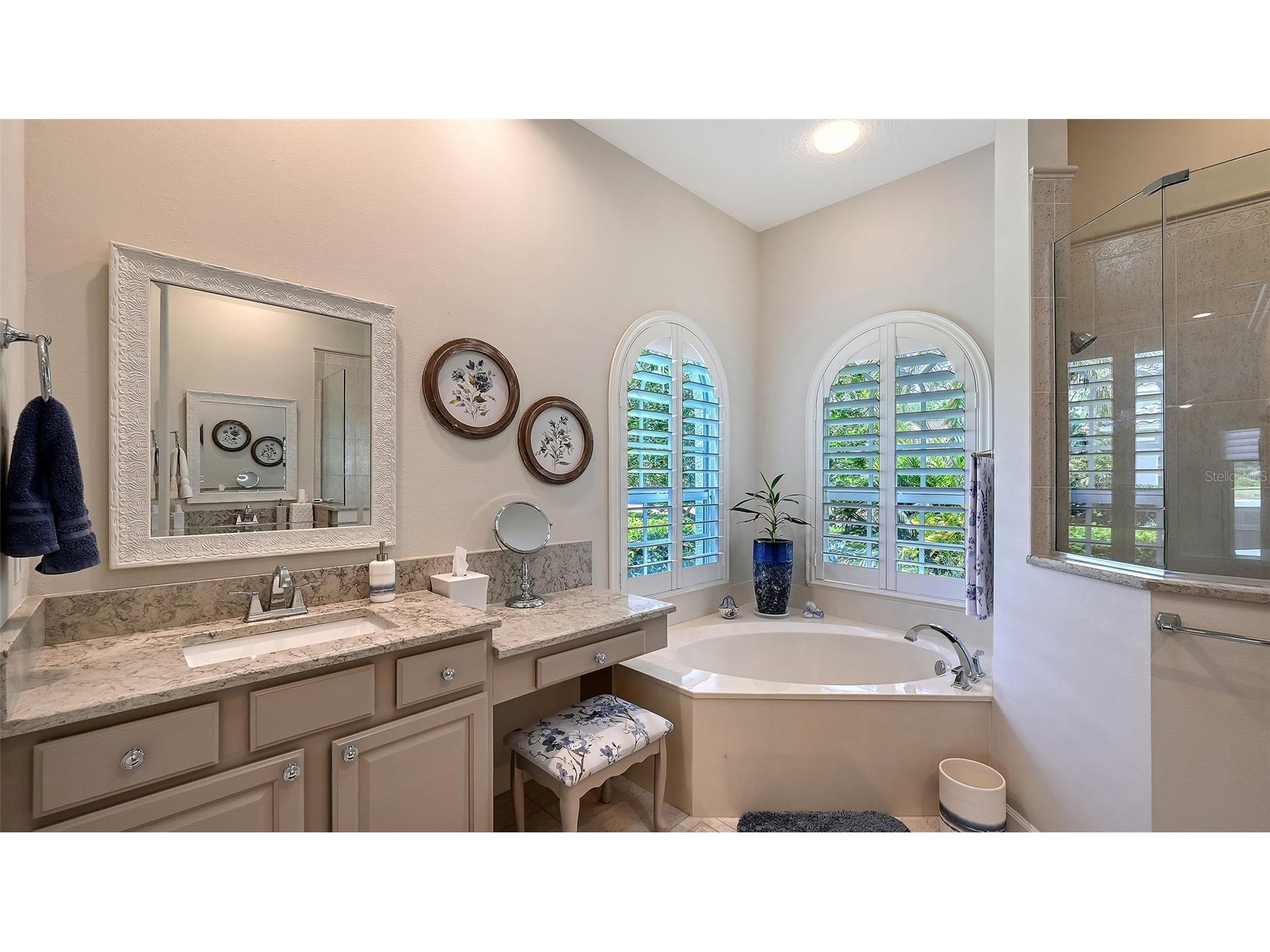 8311 Flagstaff Way Sarasota FL 34241 A4689674 image10