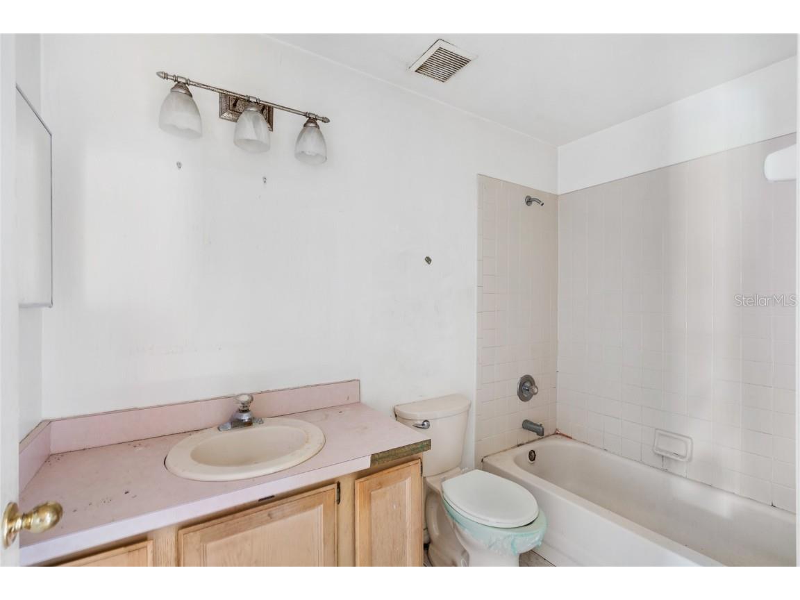 8312 Fort Clinch Avenue Orlando FL 32822 O6359420 image28