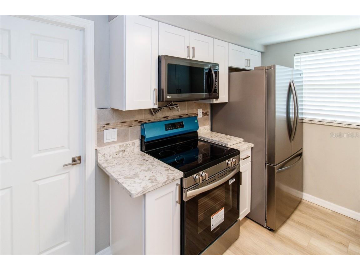 8313 Gulf Way Hudson FL 34667 W7877716 image10