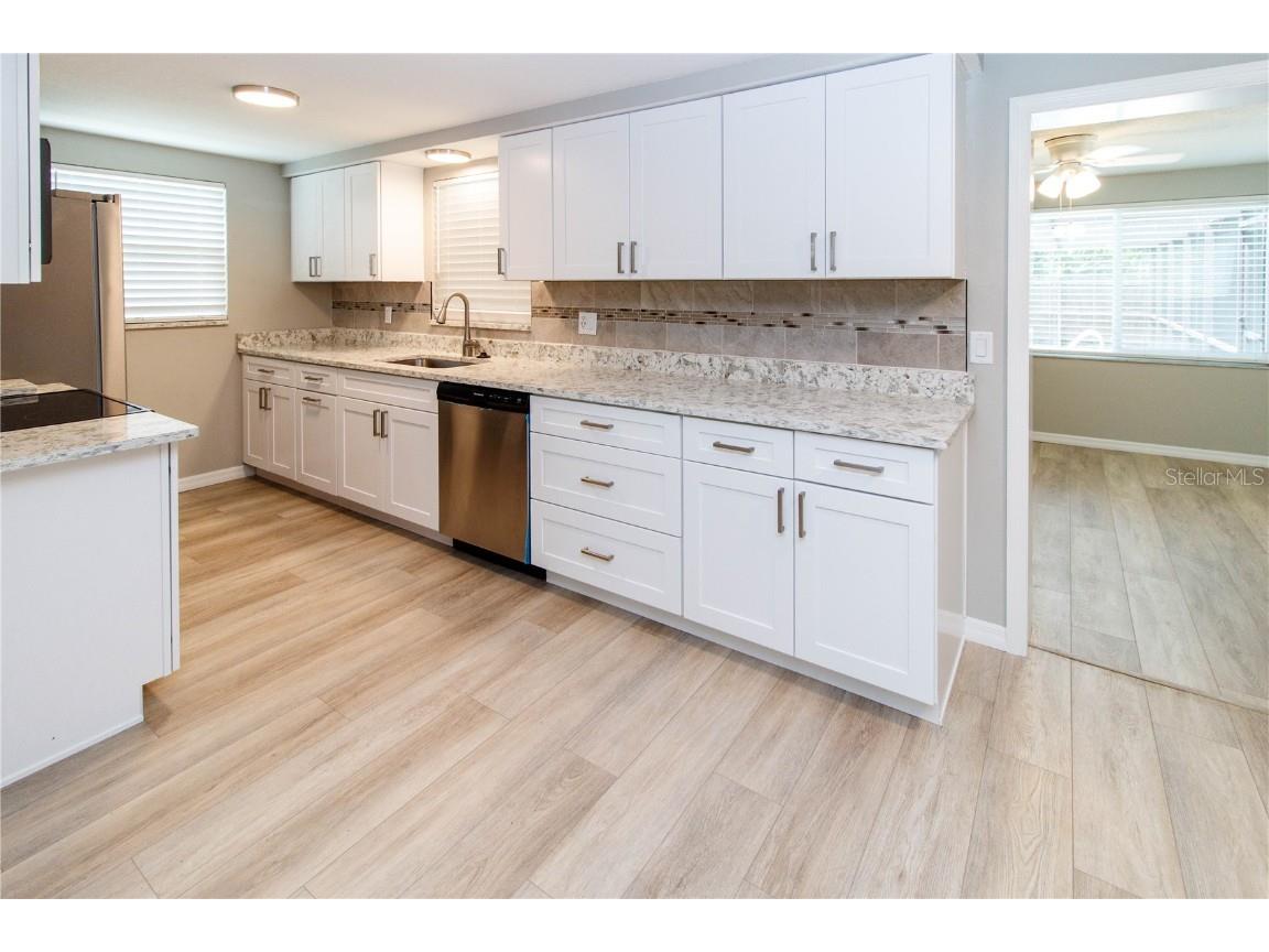 8313 Gulf Way Hudson FL 34667 W7877716 image4