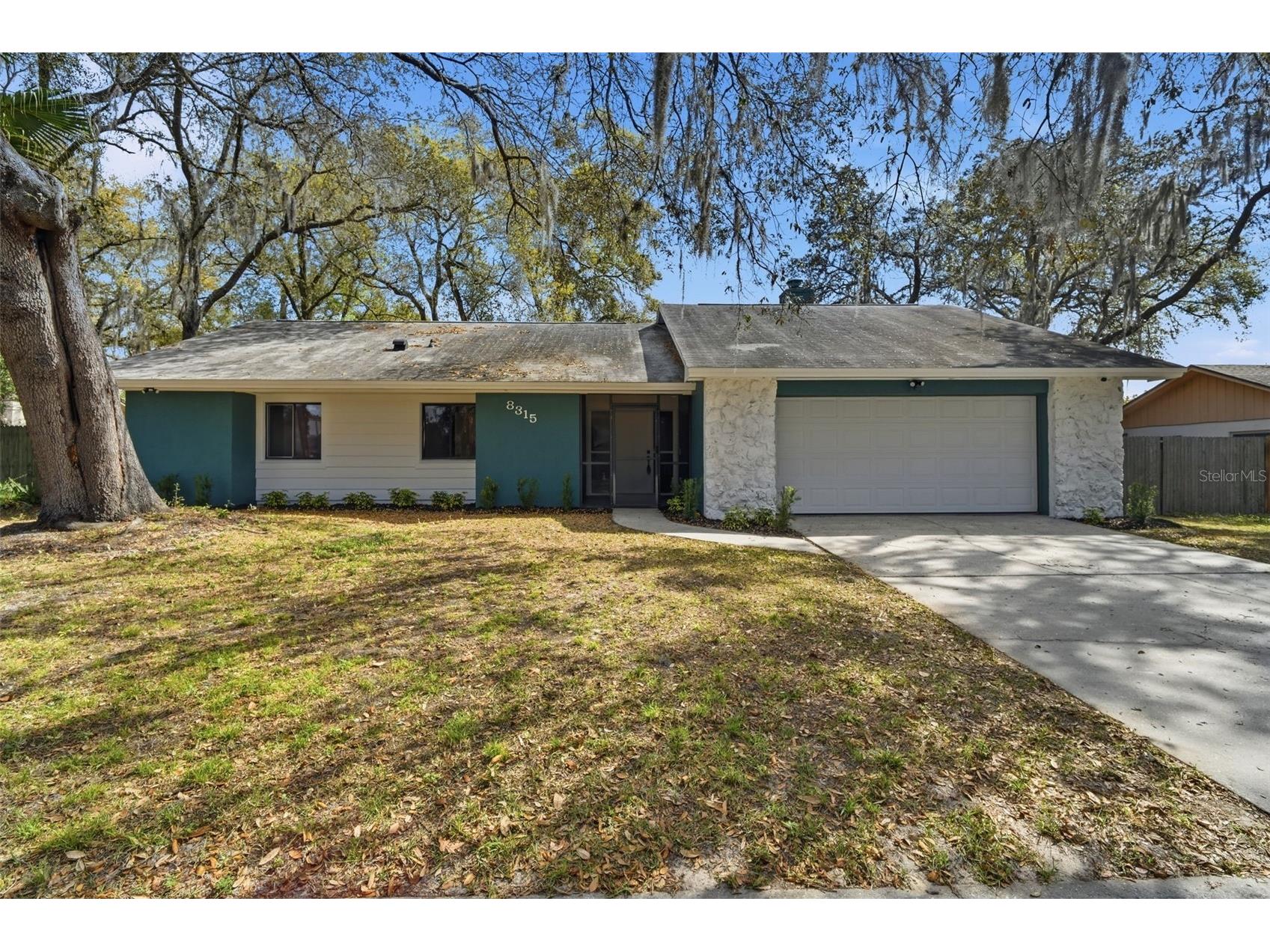 8315 Camphor Tree Drive Orlando FL 32810 O6388418 image1