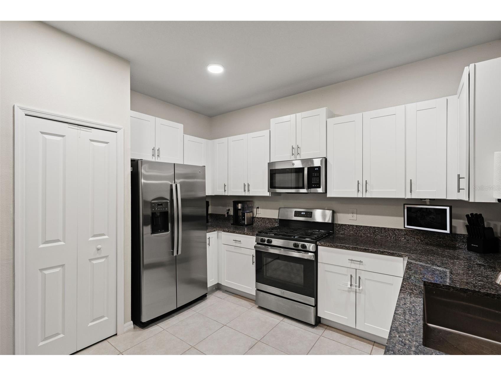 8315 Corner Pine Way New Port Richey FL 34655 TB8525690 image10