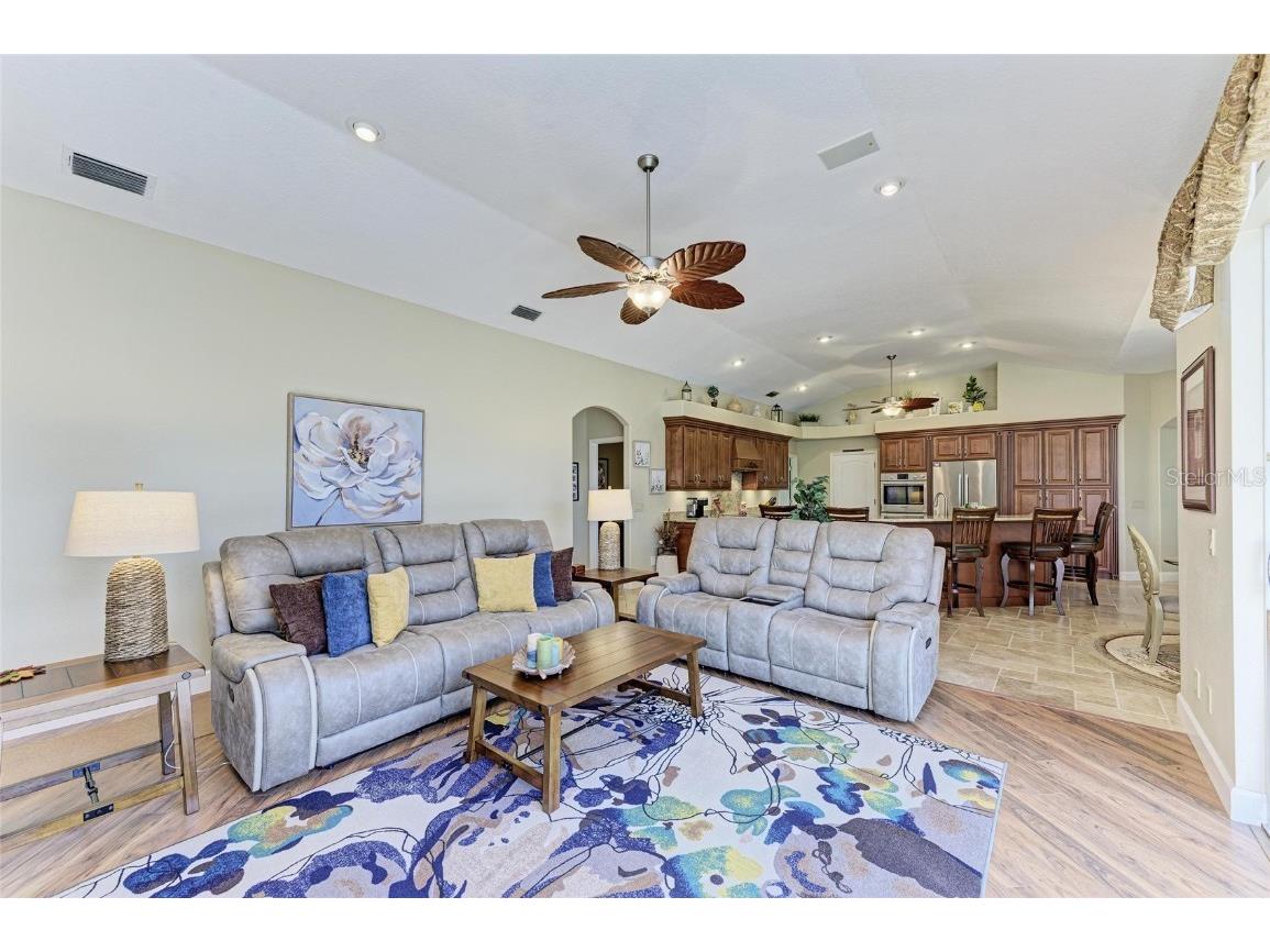 8315 Eagle Crossing Sarasota FL 34241 A4657094 image25