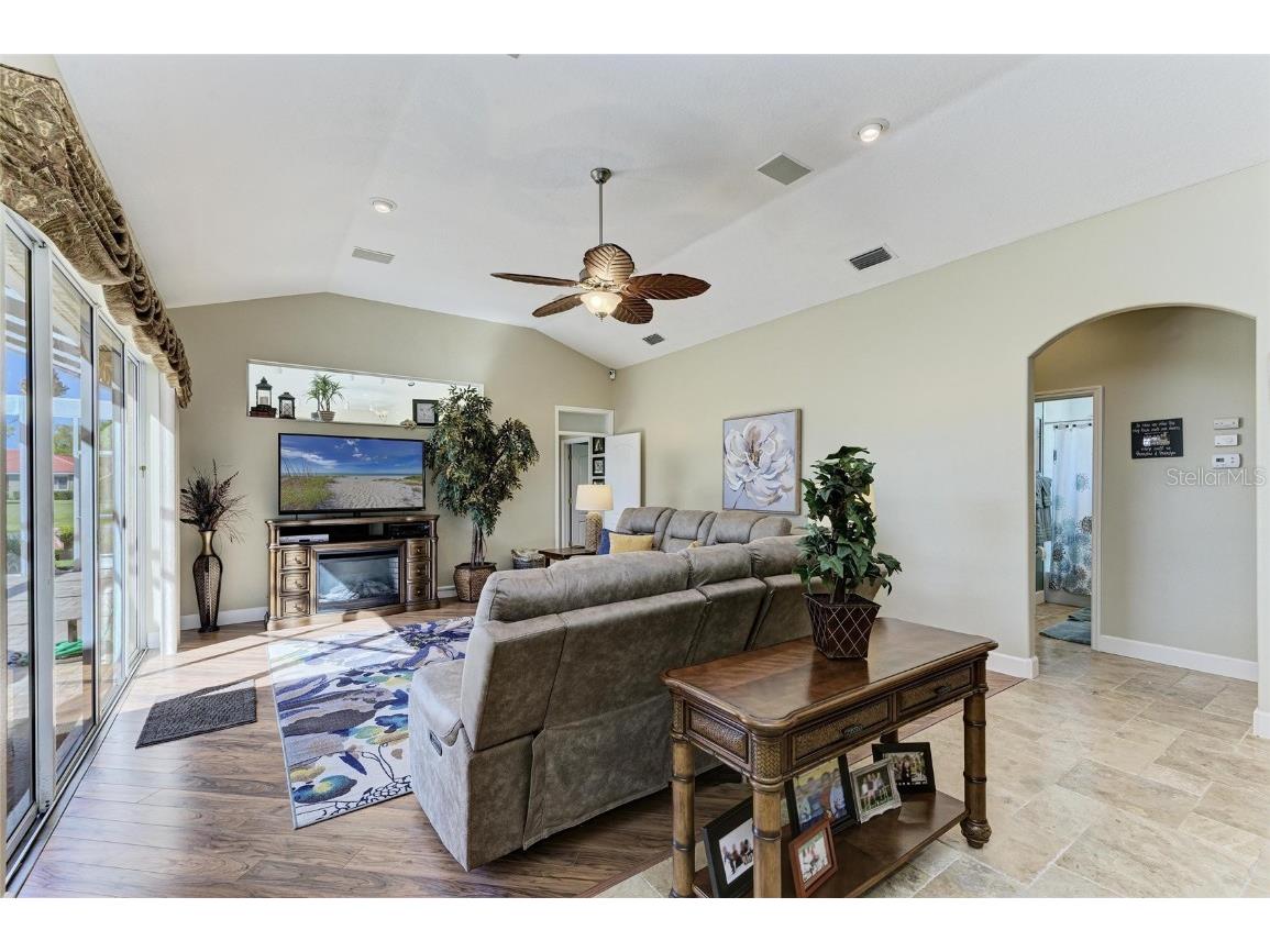 8315 Eagle Crossing Sarasota FL 34241 A4657094 image27