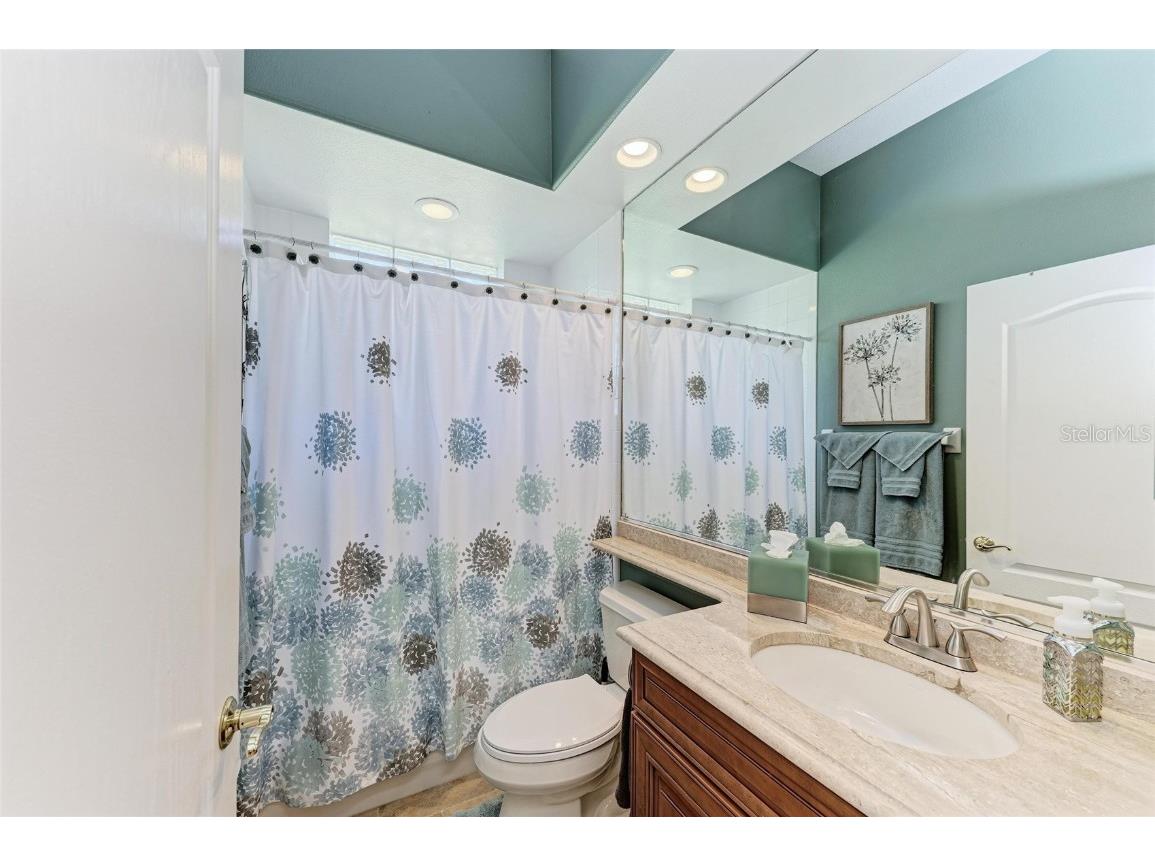 8315 Eagle Crossing Sarasota FL 34241 A4657094 image41