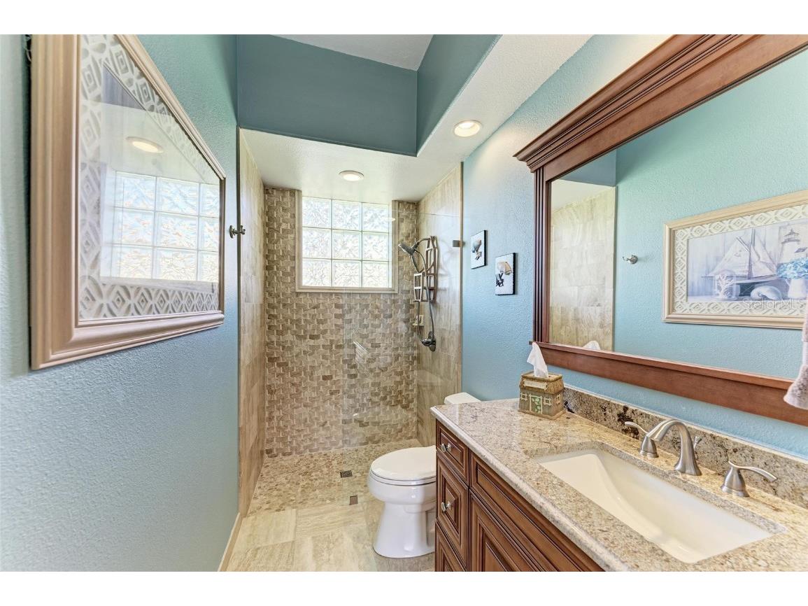 8315 Eagle Crossing Sarasota FL 34241 A4657094 image47