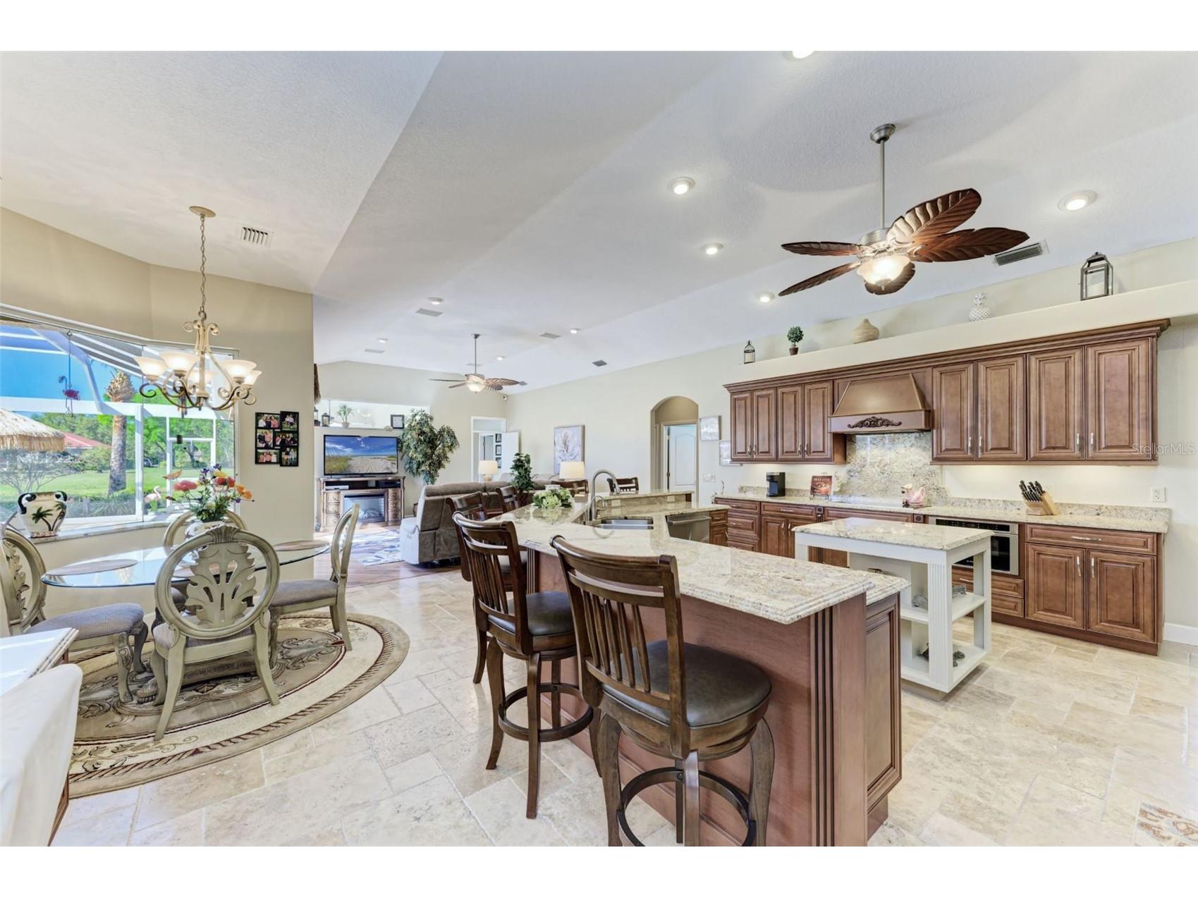 8315 Eagle Crossing Sarasota FL 34241 TB8483639 image24