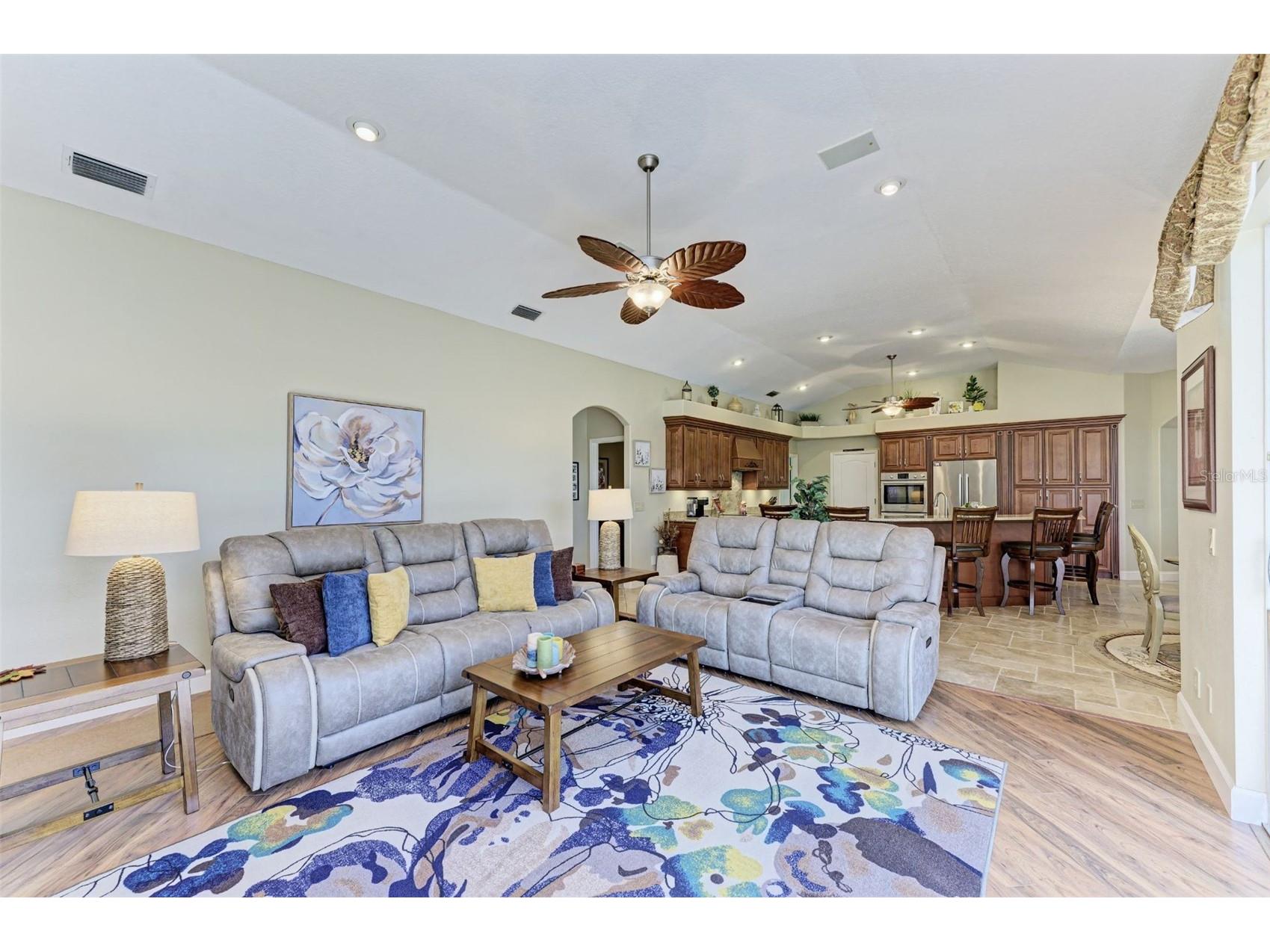 8315 Eagle Crossing Sarasota FL 34241 TB8483639 image28
