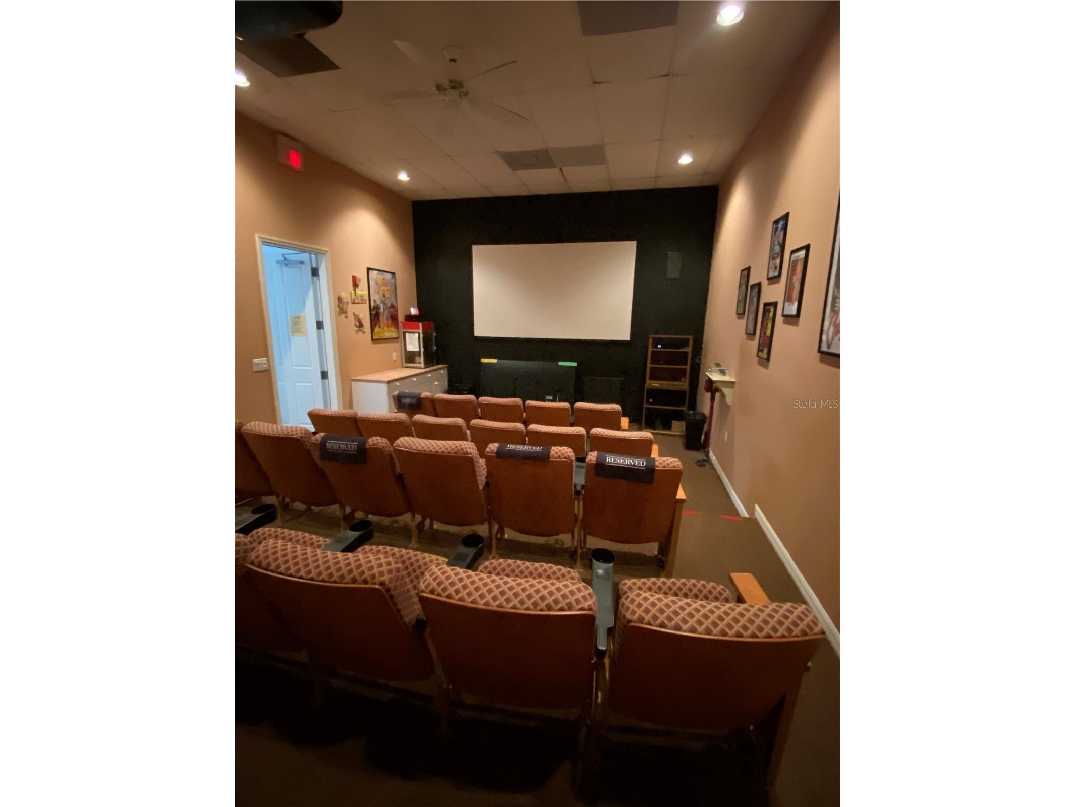 8315 Glenrose Way #1414 Sarasota FL 34238 A4678065 image25