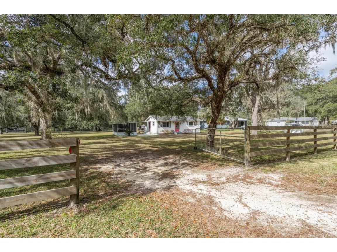 8315 Idle Time Road Brooksville FL 34601 W7861457 image1