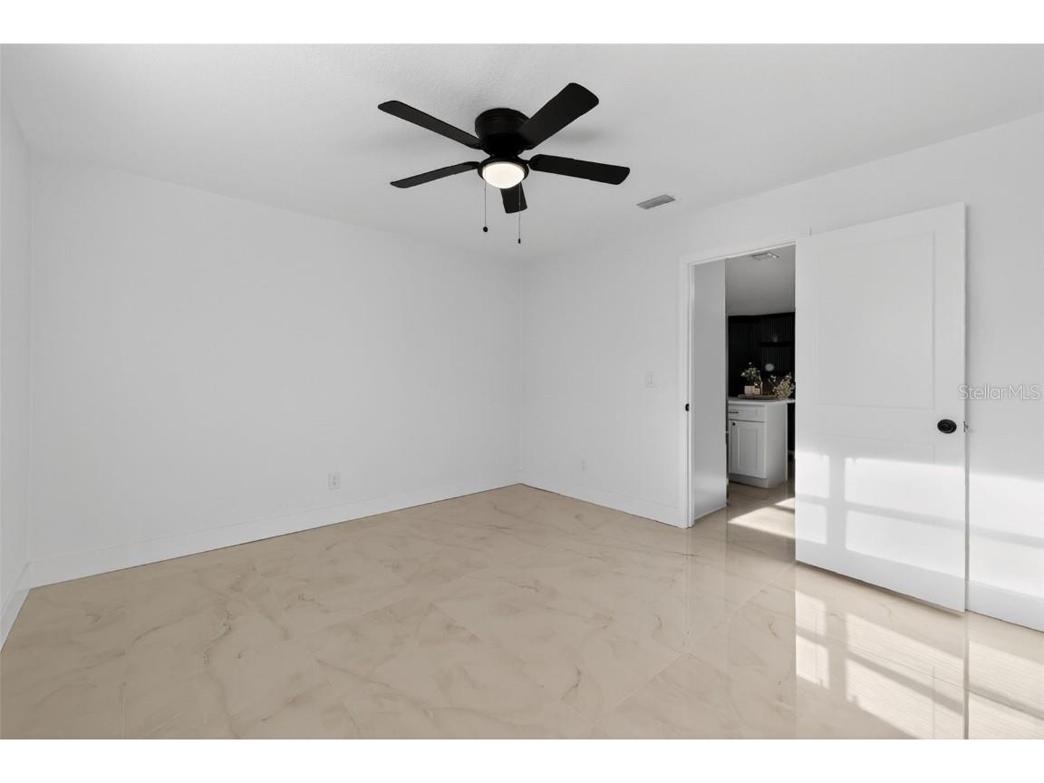 8315 Millwood Drive Tampa FL 33615 TB8451226 image24