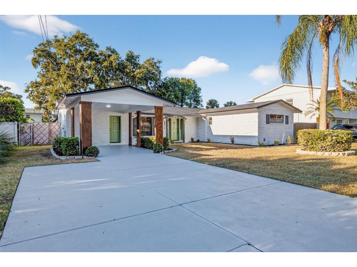 8315 Millwood Drive Tampa FL 33615 TB8451226 image3