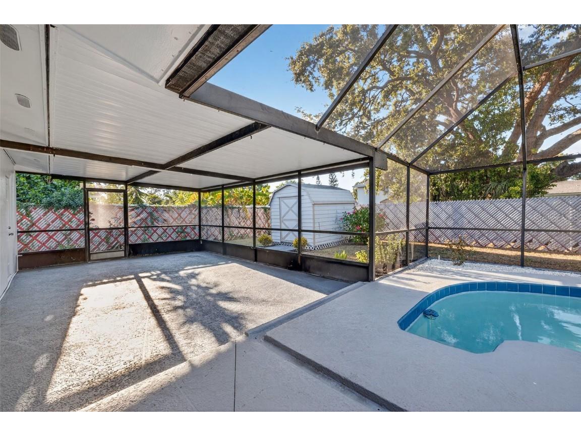 8315 Millwood Drive Tampa FL 33615 TB8451226 image32