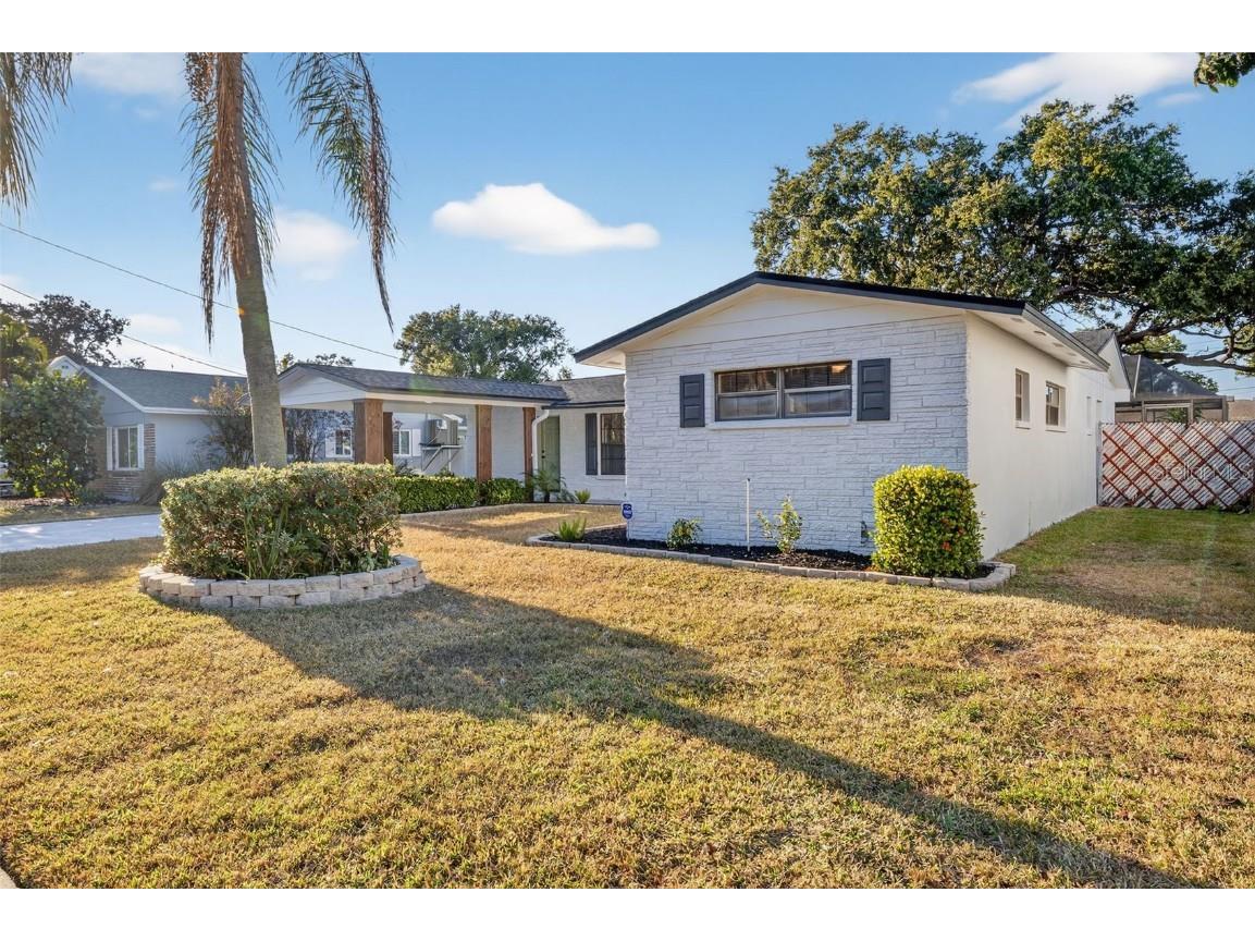 8315 Millwood Drive Tampa FL 33615 TB8451226 image4