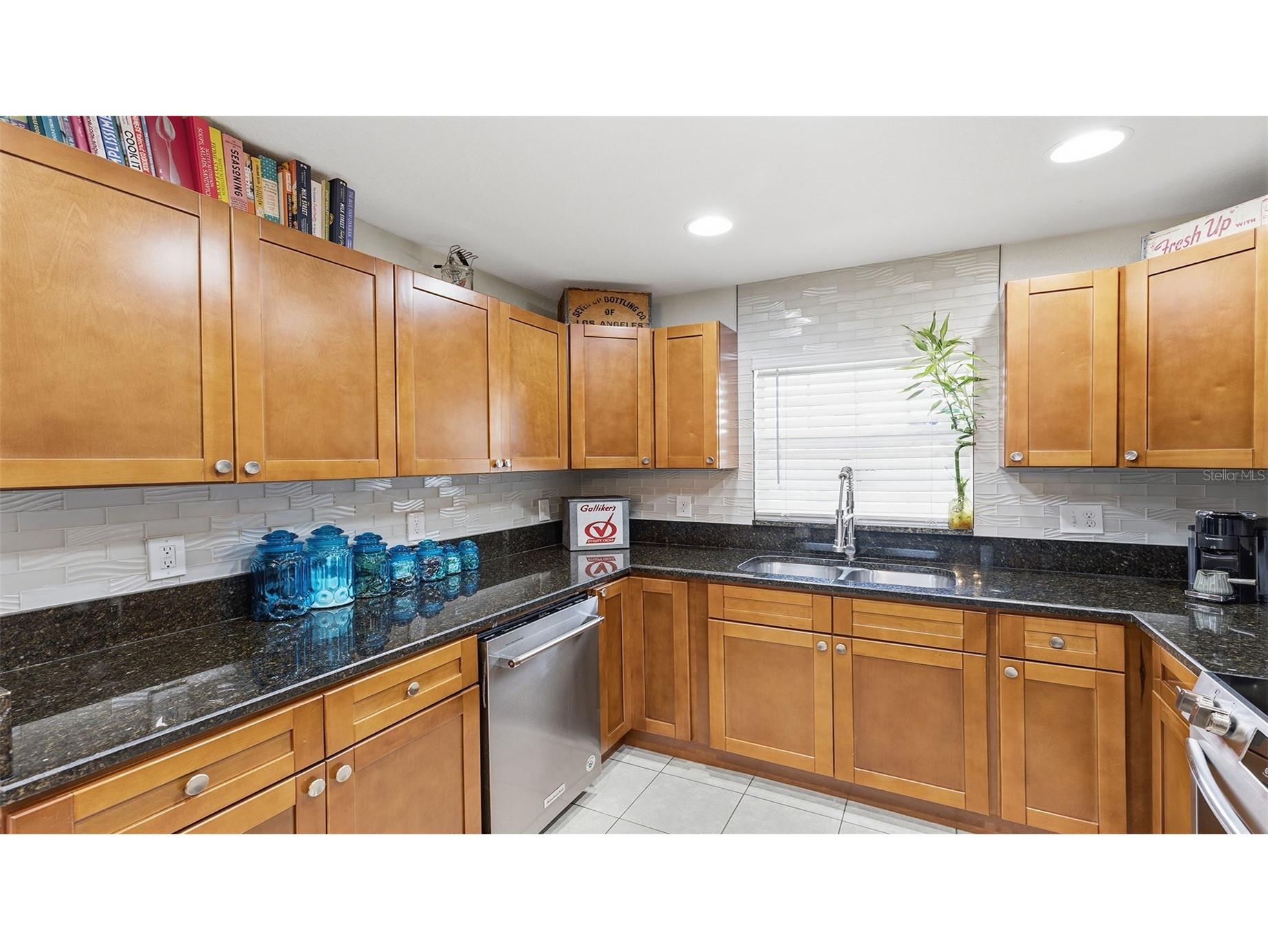 8315 N 37th Street Tampa FL 33604 TB8497453 image11