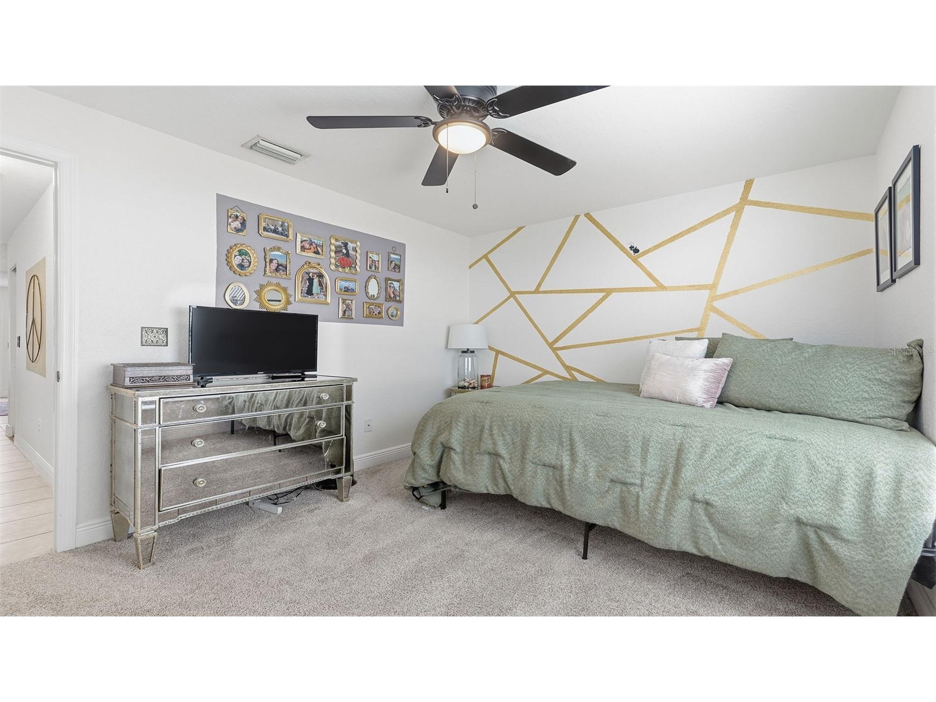 8315 N 37th Street Tampa FL 33604 TB8497453 image16