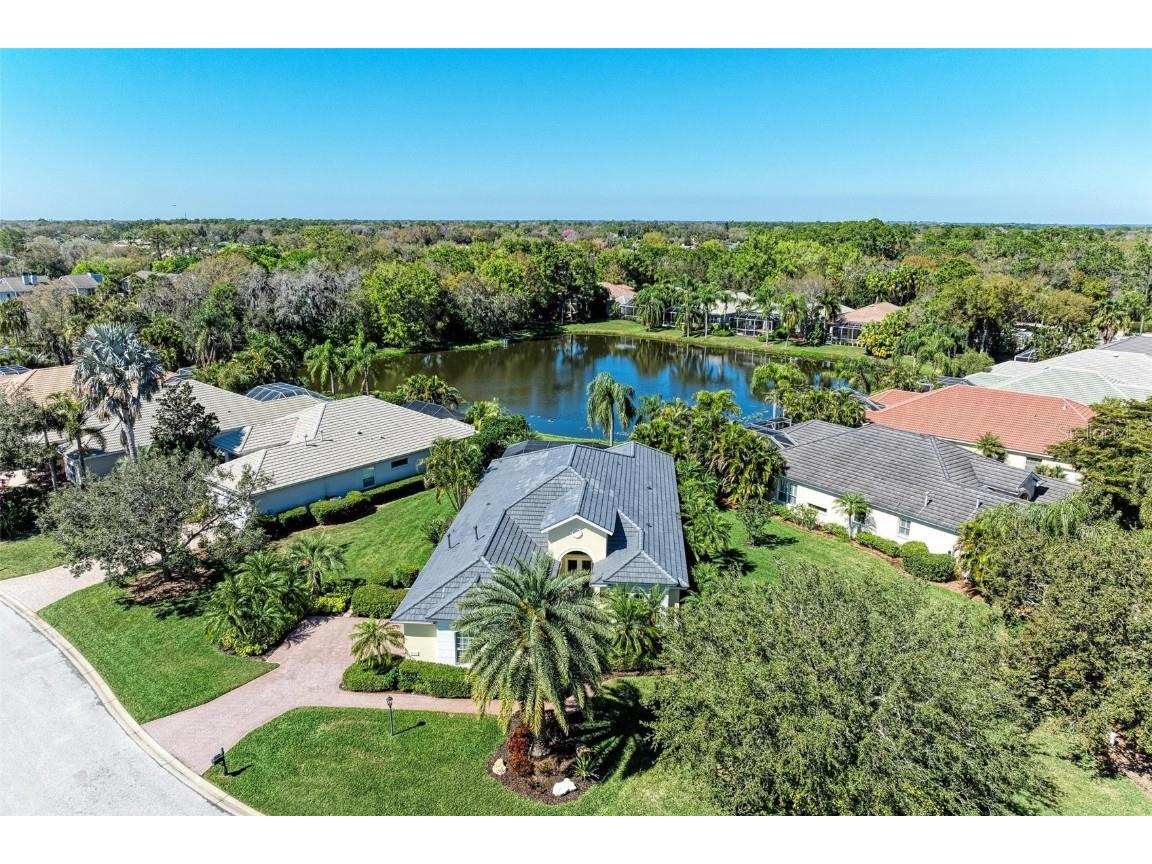 8316 Abingdon Court University Park FL 34201 A4599213 image1