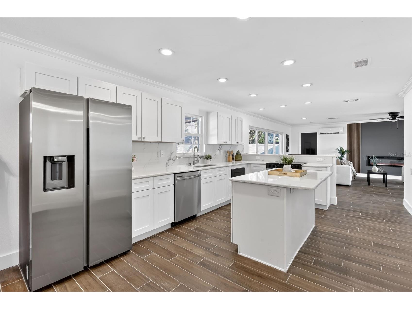 8317 Boxwood Drive Tampa FL 33615 TB8494920 image15