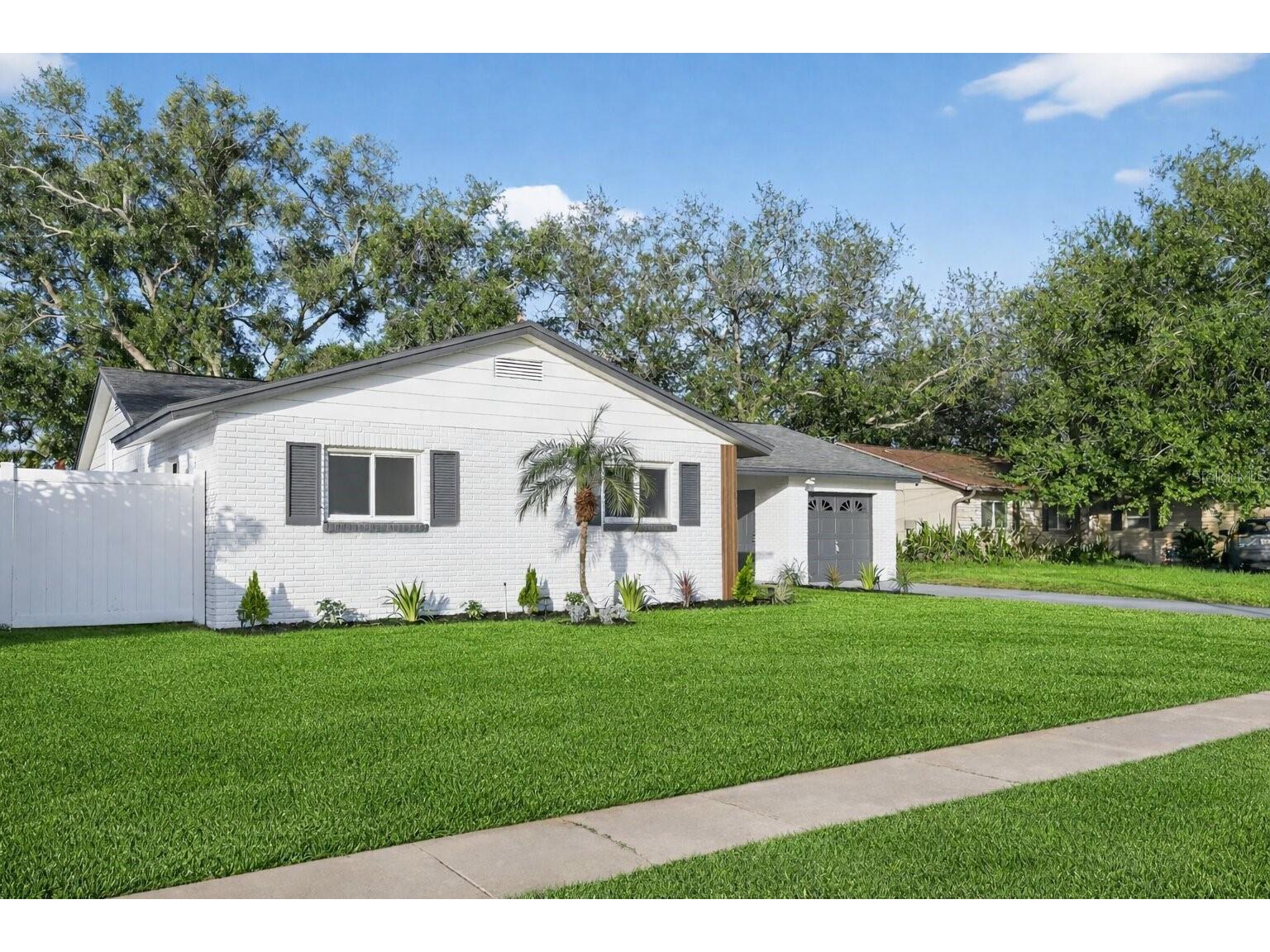 8317 Boxwood Drive Tampa FL 33615 TB8494920 image2