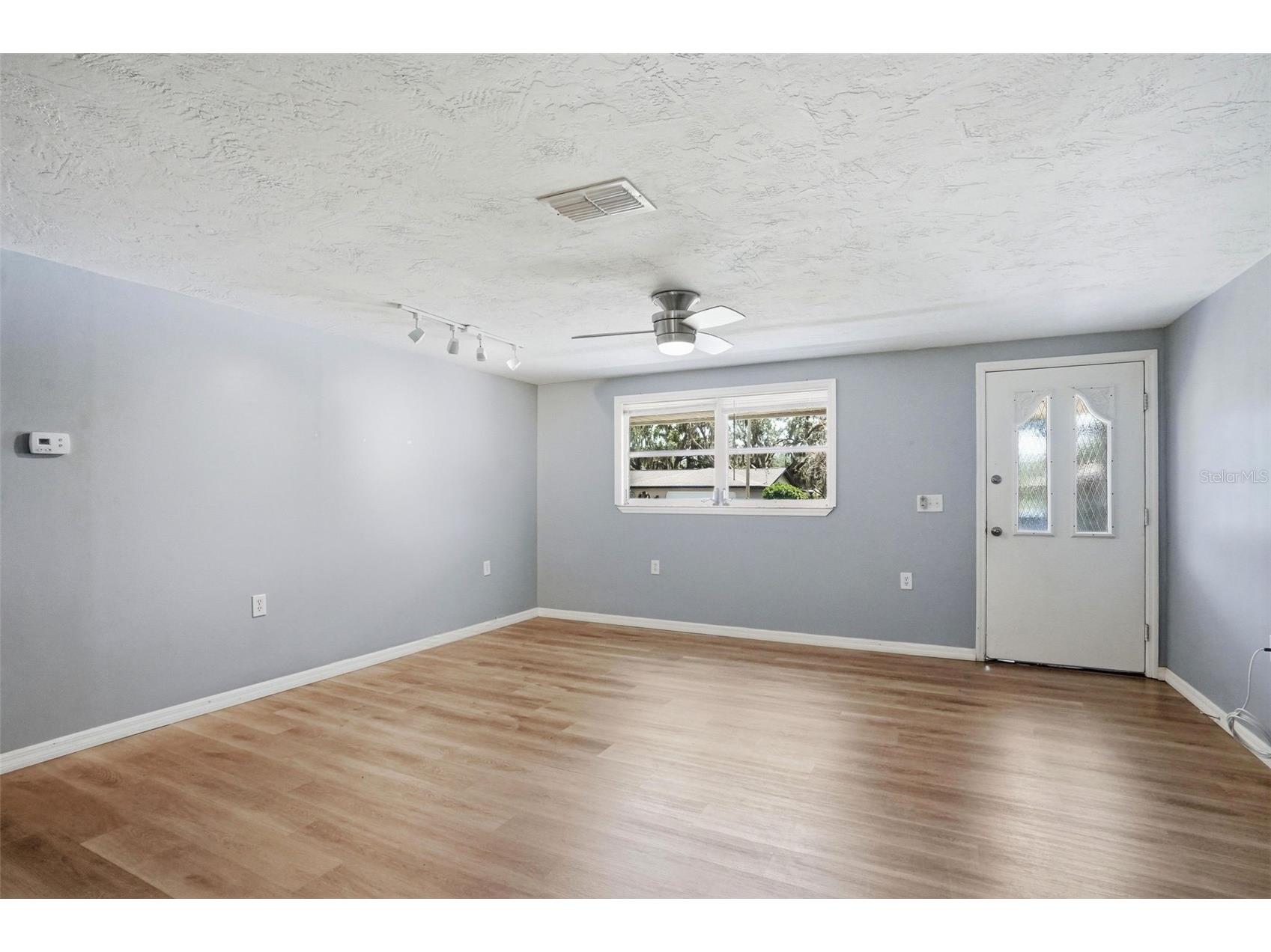 8317 Liman Drive New Port Richey FL 34653 W7886170 image5