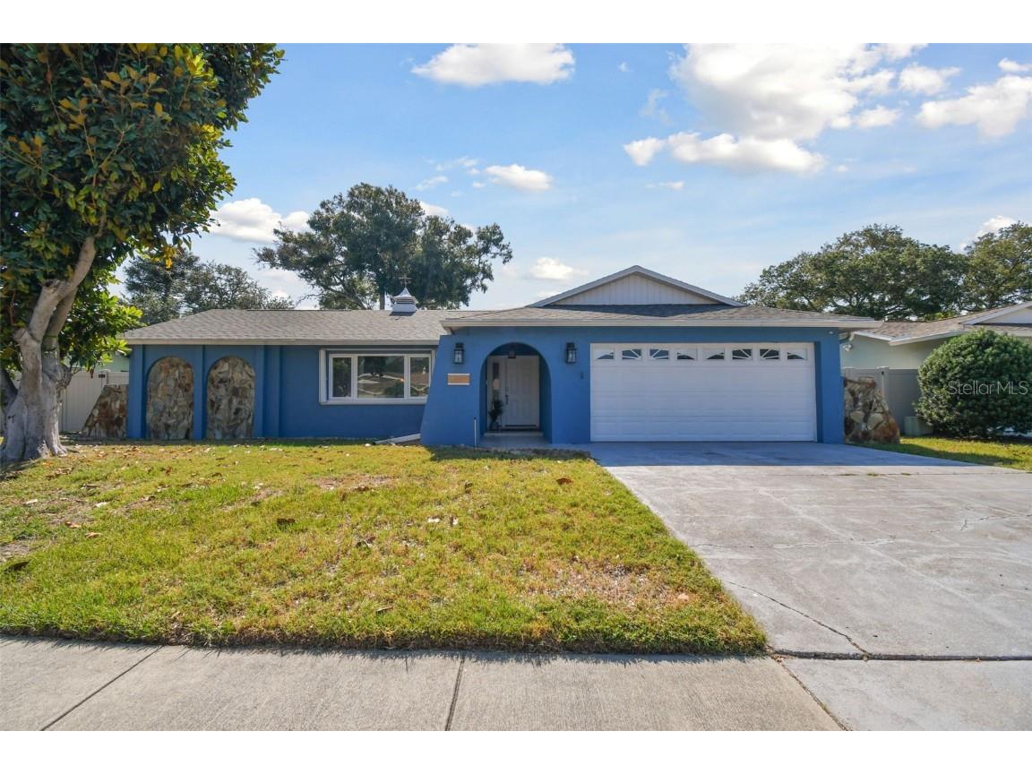 8317 Monarch Circle Seminole FL 33772 U8245737 image1