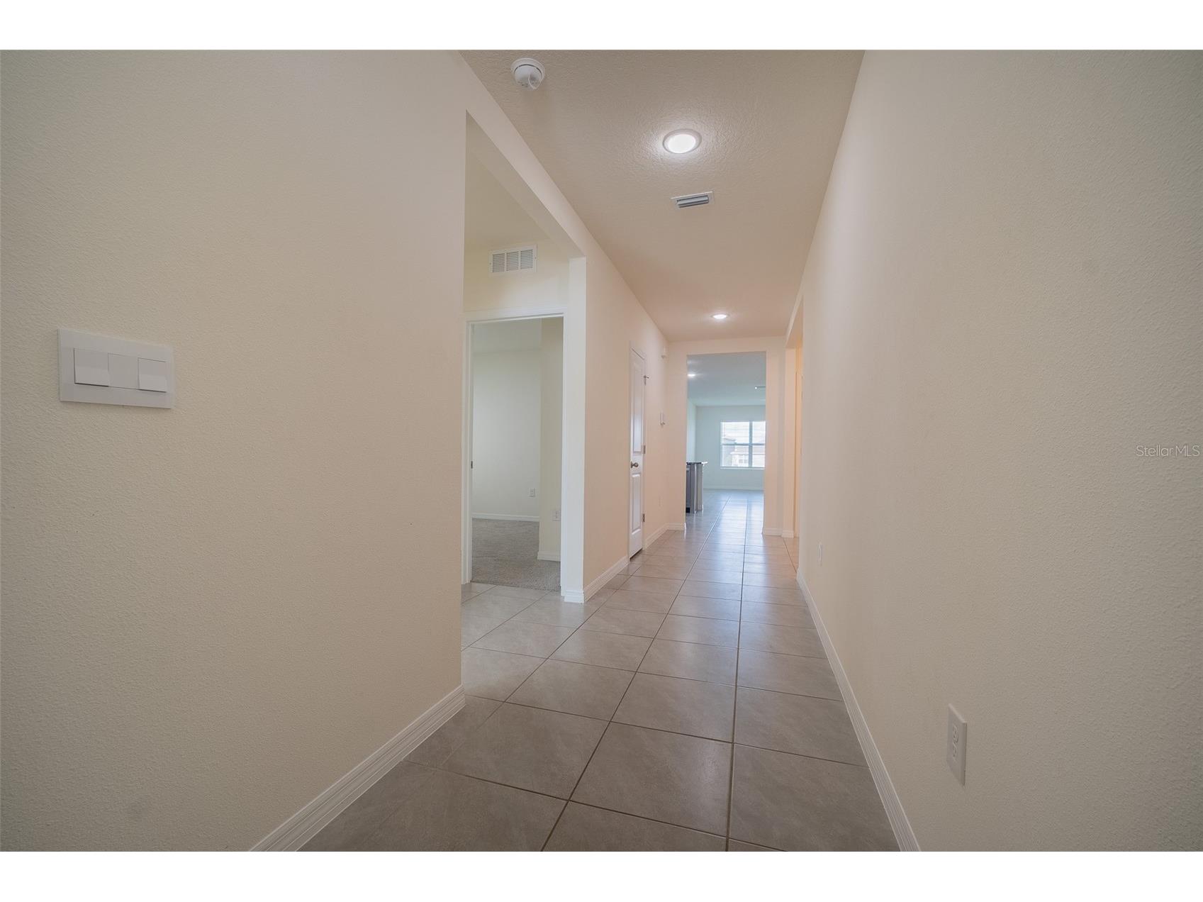 8318 Claw Glades Loop Wesley Chapel FL 33545 TB8504838 image3
