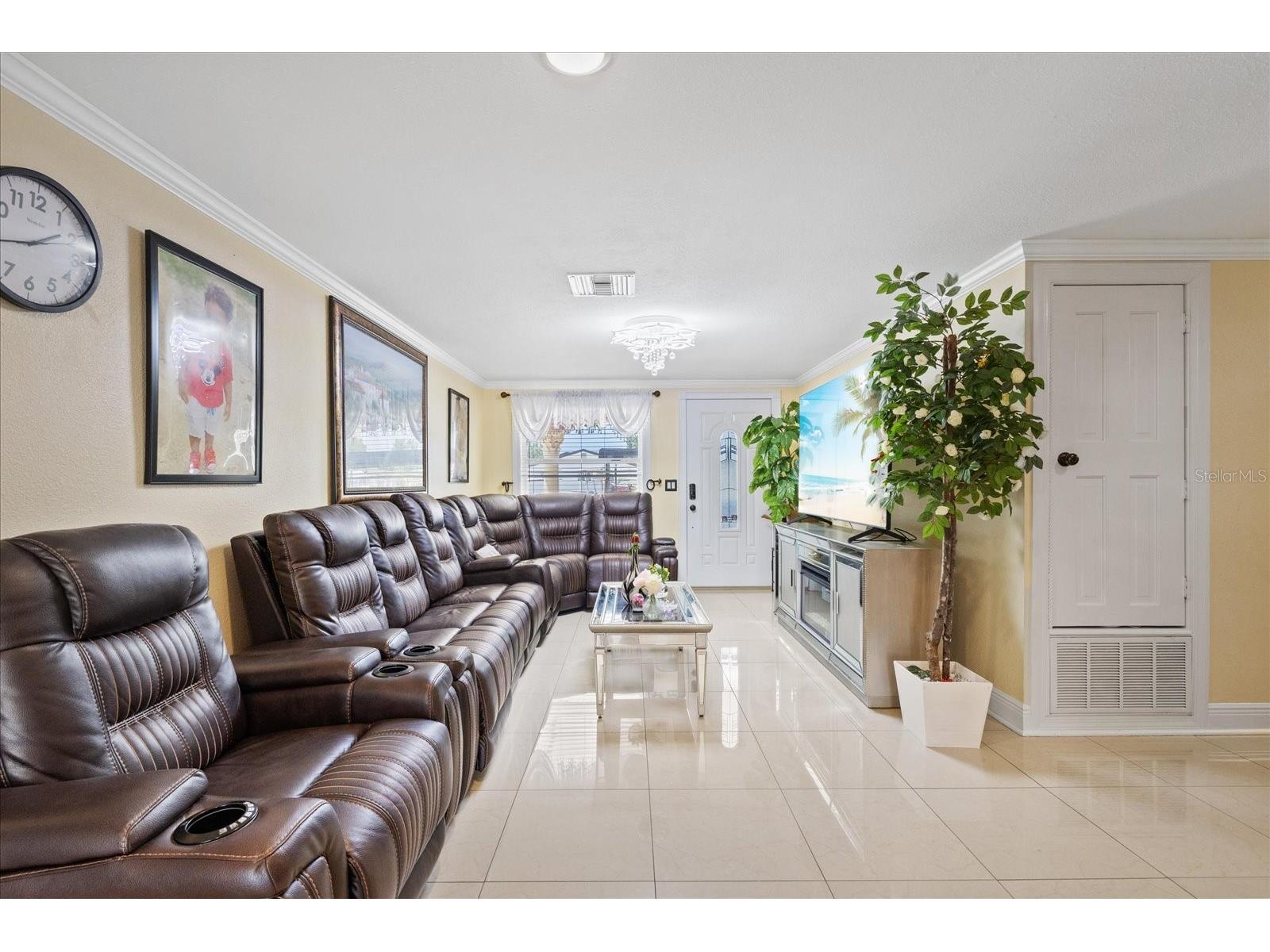 8318 Drycreek Drive Tampa FL 33615 TB8526071 image10