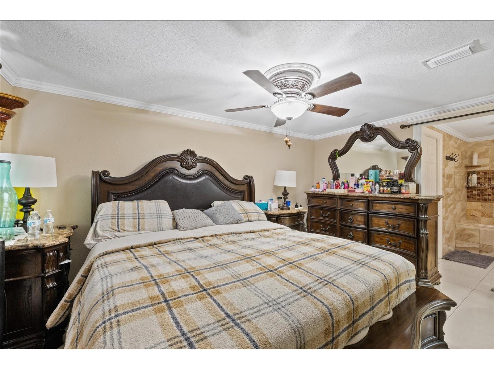8318 Drycreek Drive Tampa FL 33615 TB8526071 image18