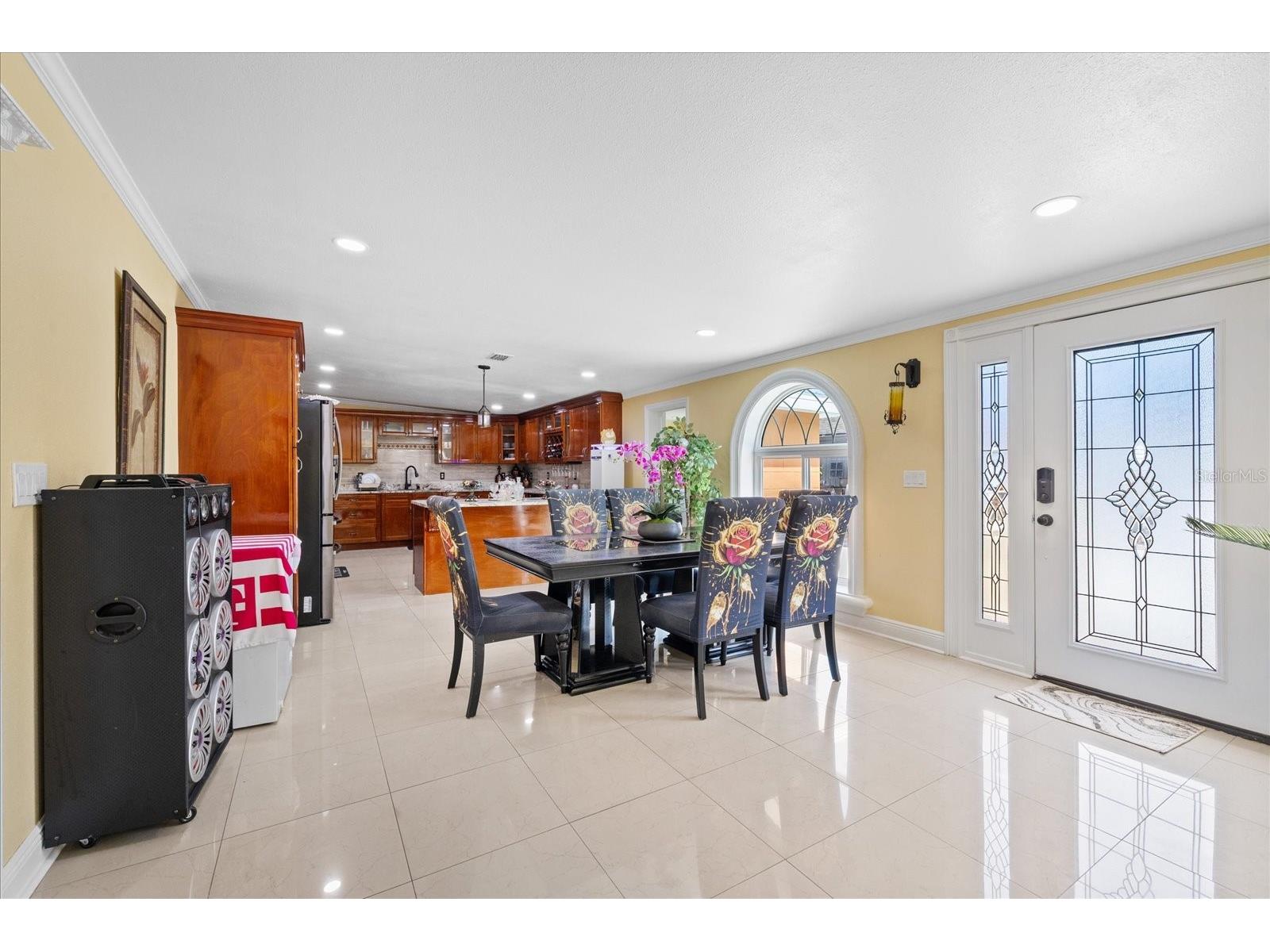 8318 Drycreek Drive Tampa FL 33615 TB8526071 image24