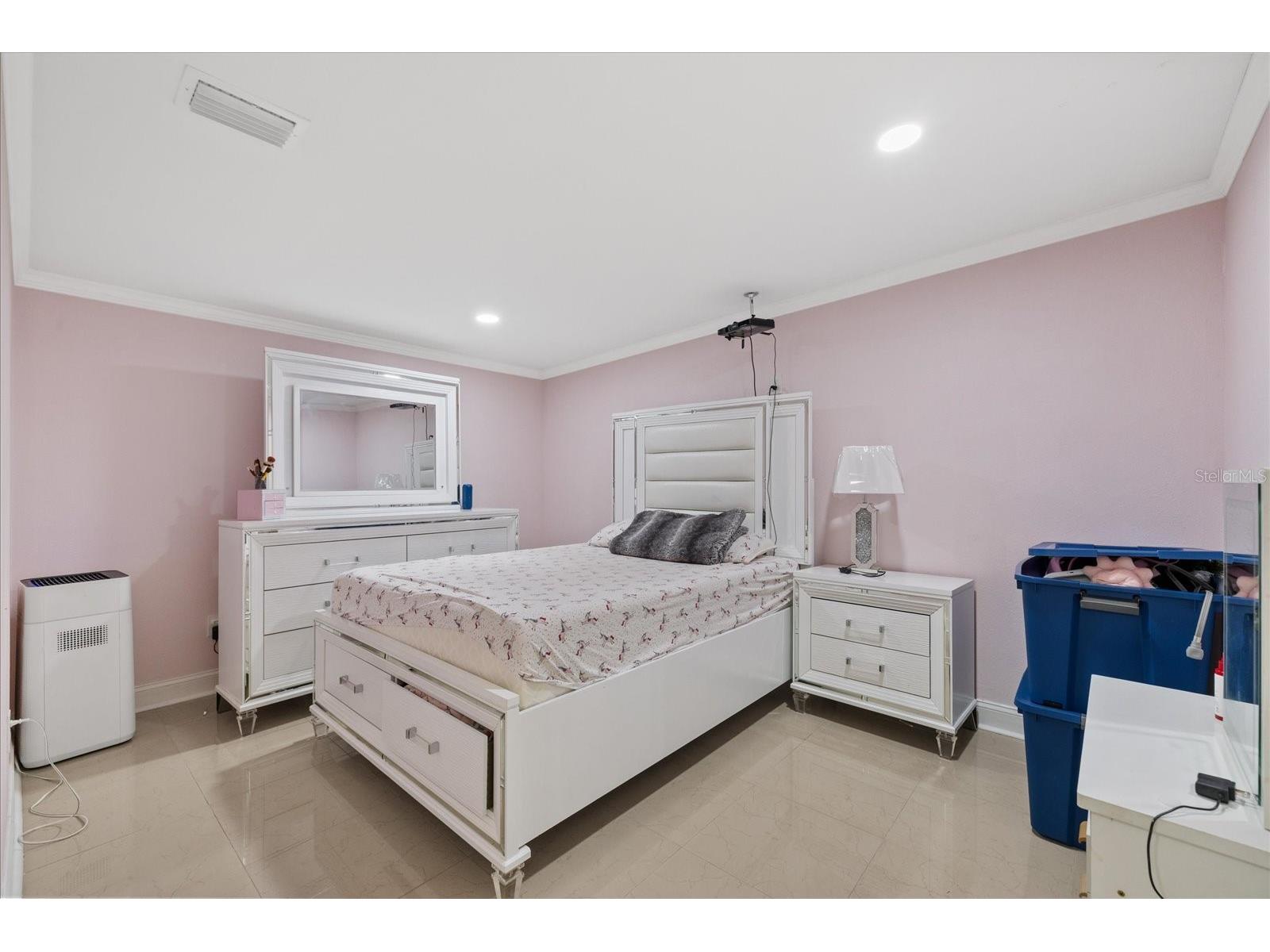 8318 Drycreek Drive Tampa FL 33615 TB8526071 image34