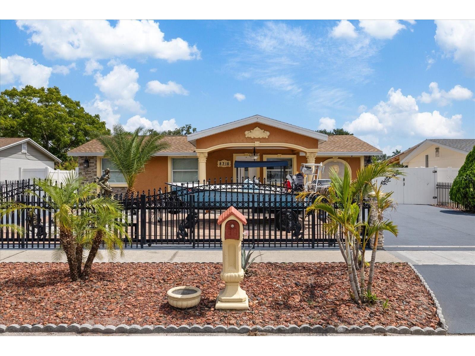 8318 Drycreek Drive Tampa FL 33615 TB8526071 image42