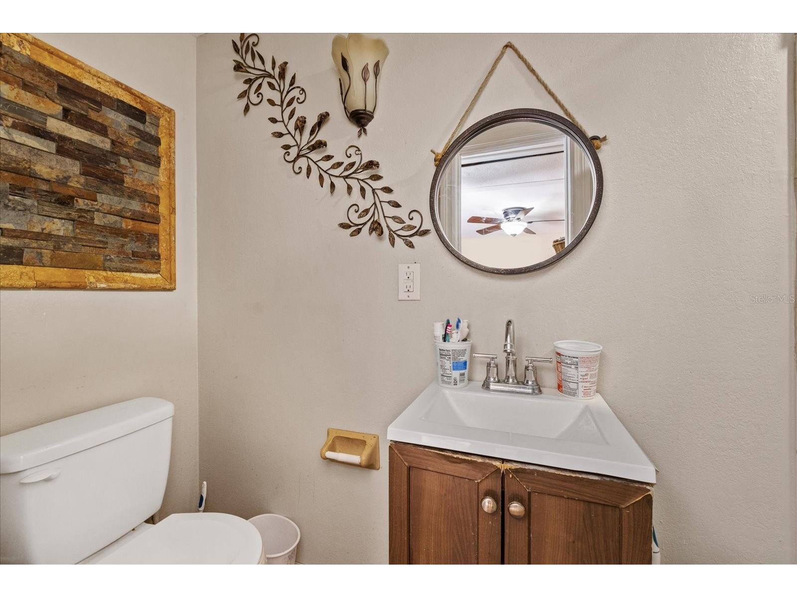 8318 Drycreek Drive Tampa FL 33615 TB8526071 image54
