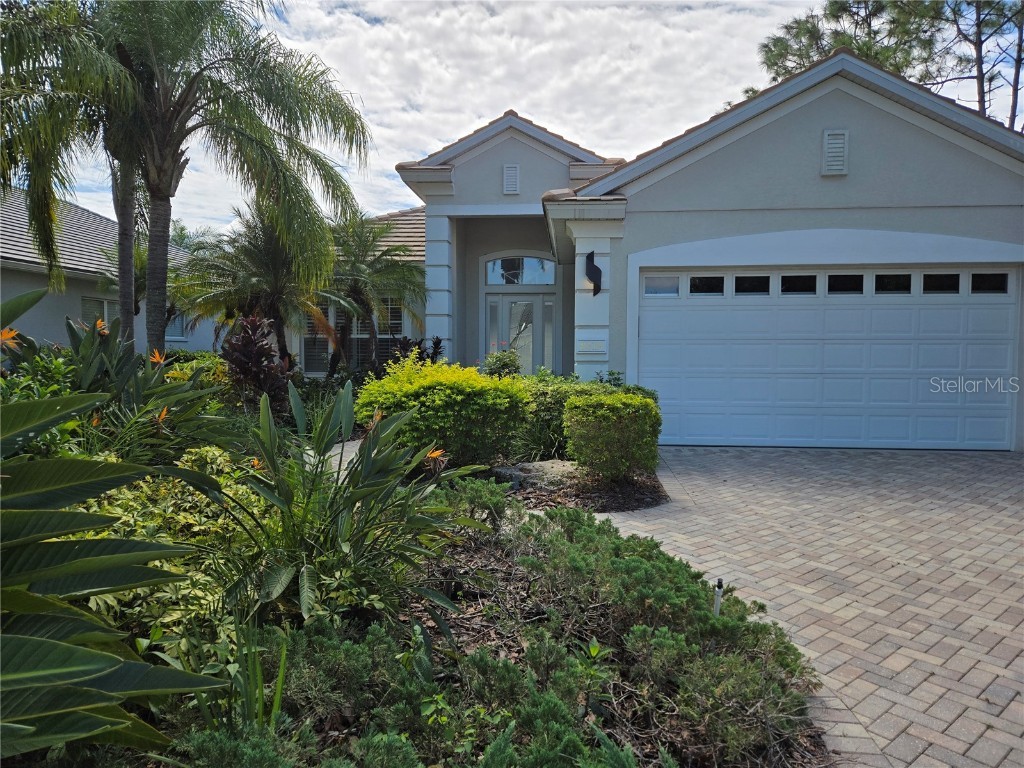 8319 Abingdon Court University Park FL 34201 A4664340 image1