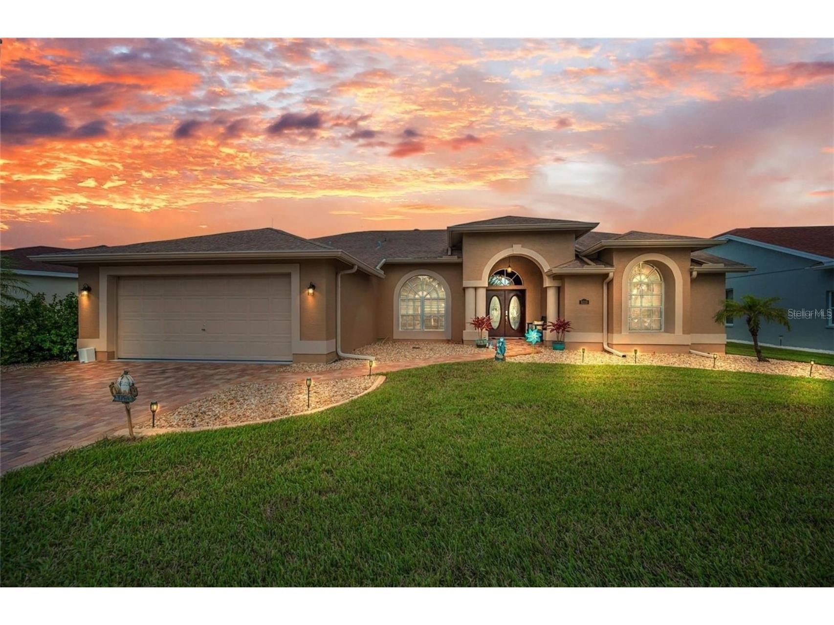 8319 Coral Creek Loop Hudson FL 34667 TB8444069 image1