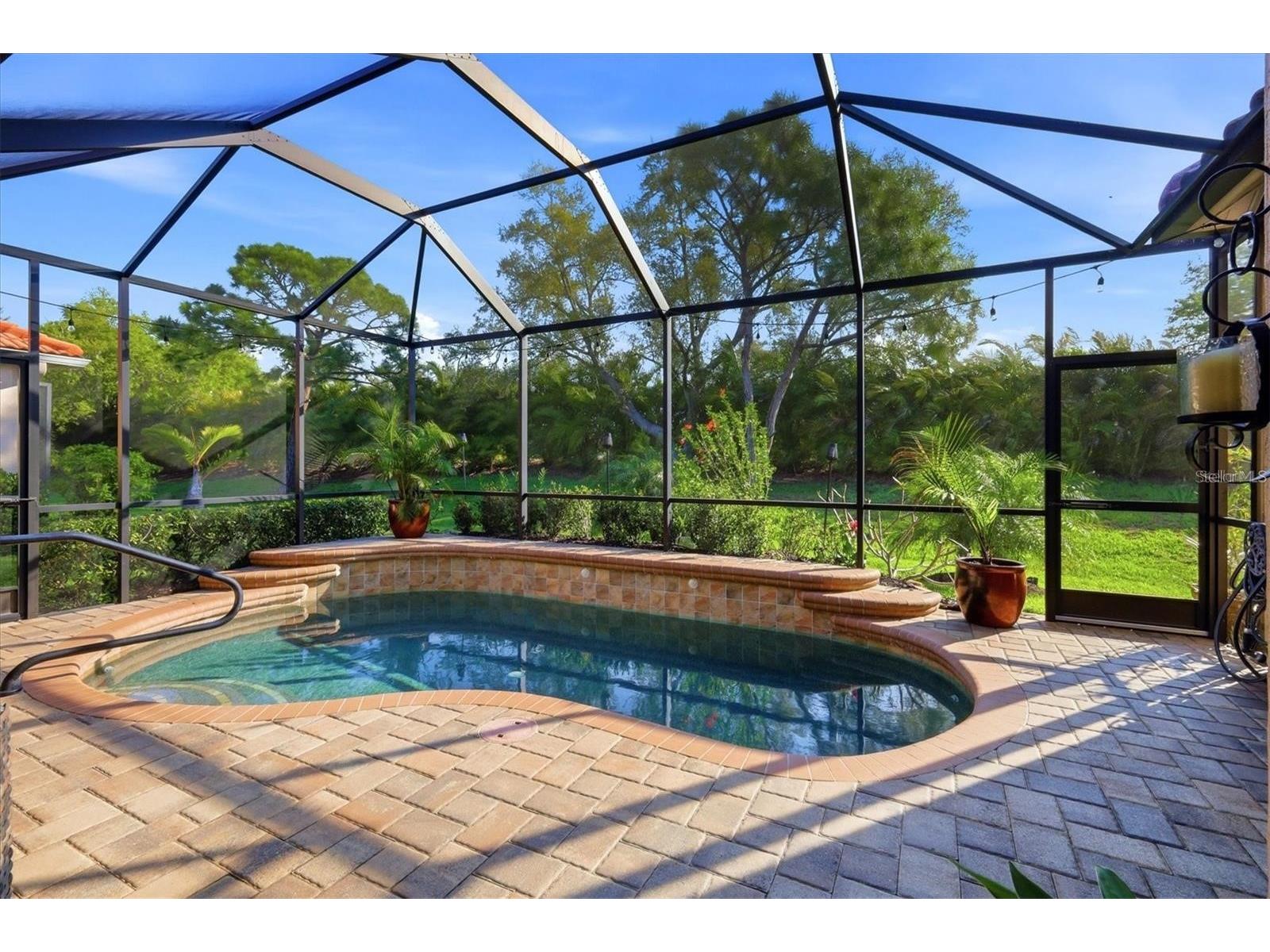 8319 Nice Way Sarasota FL 34238 A4687046 image32