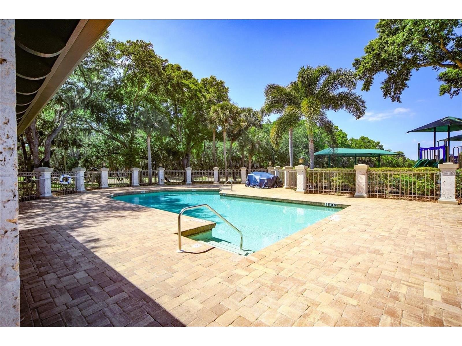 8319 Nice Way Sarasota FL 34238 A4687046 image46