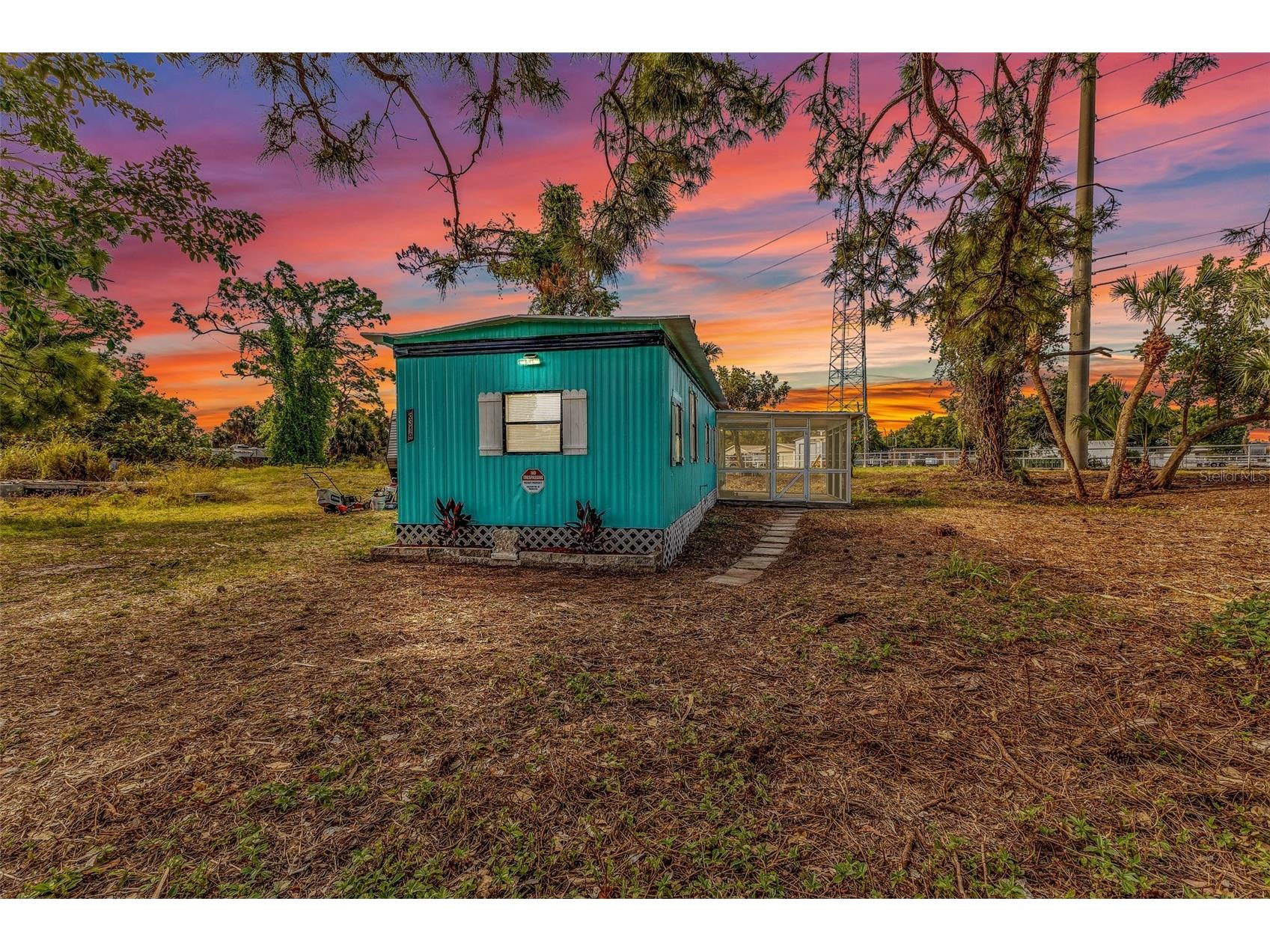 8319 Roosevelt Street Englewood FL 34224 C7525344 image1