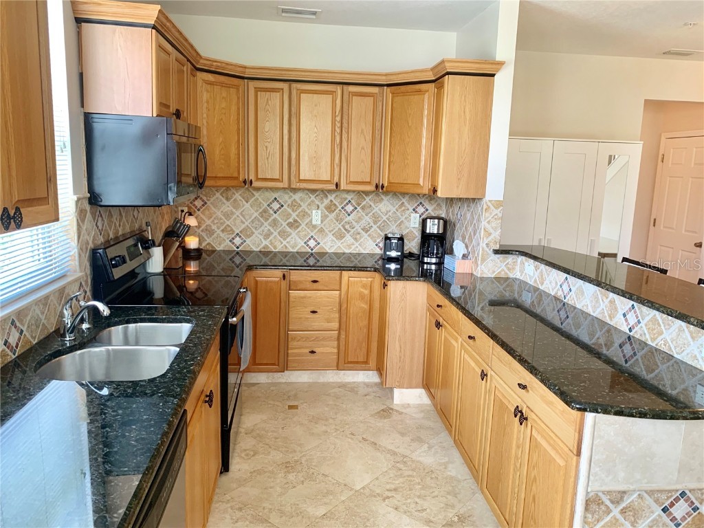 832 Bay Street NE #1 Saint Petersburg FL 33701 TB8452939 image7