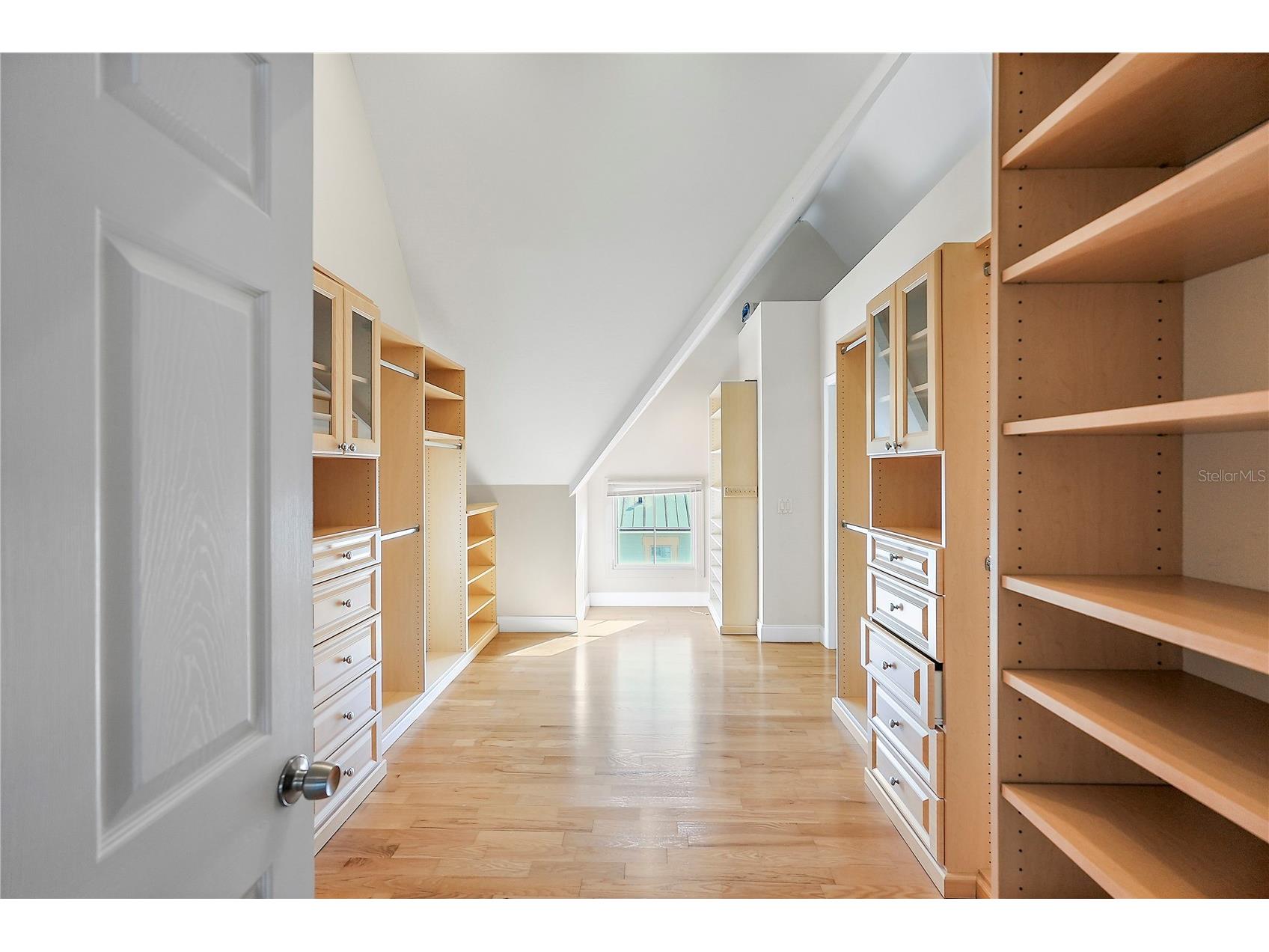 832 Bay Street NE #3 Saint Petersburg FL 33701 TB8464187 image24