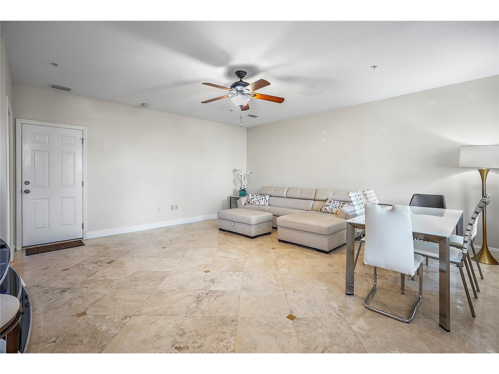 832 Bay Street NE #3 Saint Petersburg FL 33701 TB8464187 image9