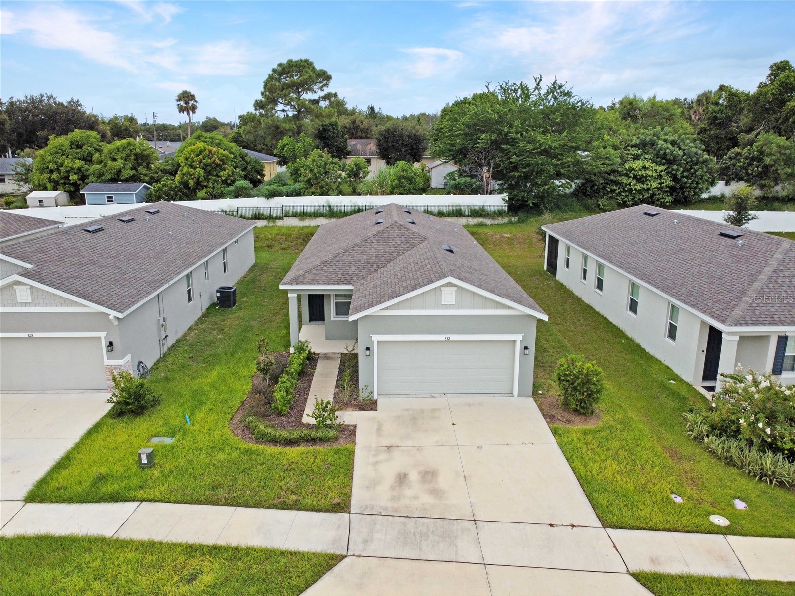 832 Blue Creek Drive Haines City FL 33844 P4939298 image2