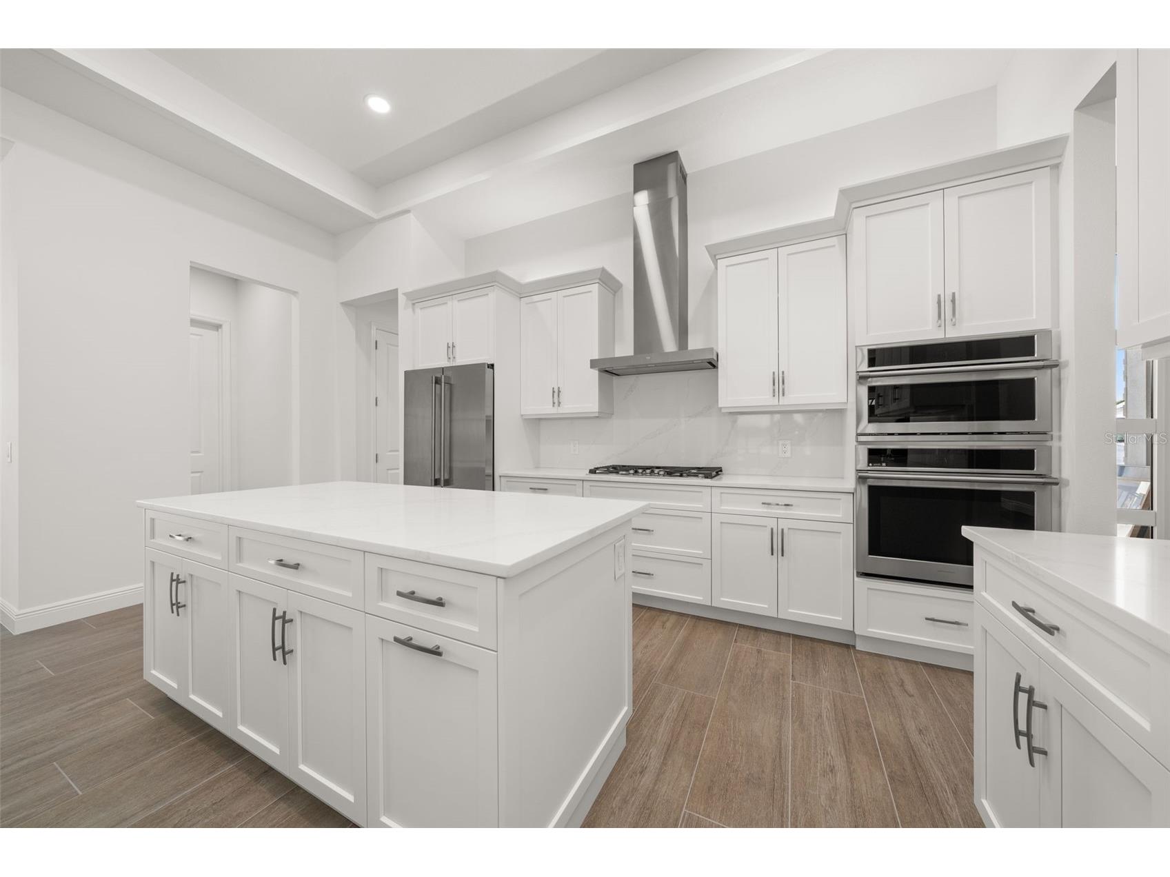 832 Blue Shell Loop Sarasota FL 34240 - MERGANSER A4697934 image16