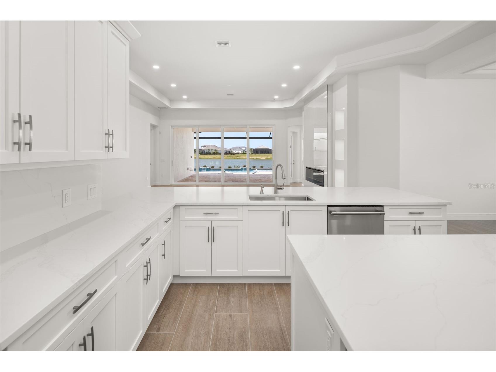 832 Blue Shell Loop Sarasota FL 34240 - MERGANSER A4697934 image19