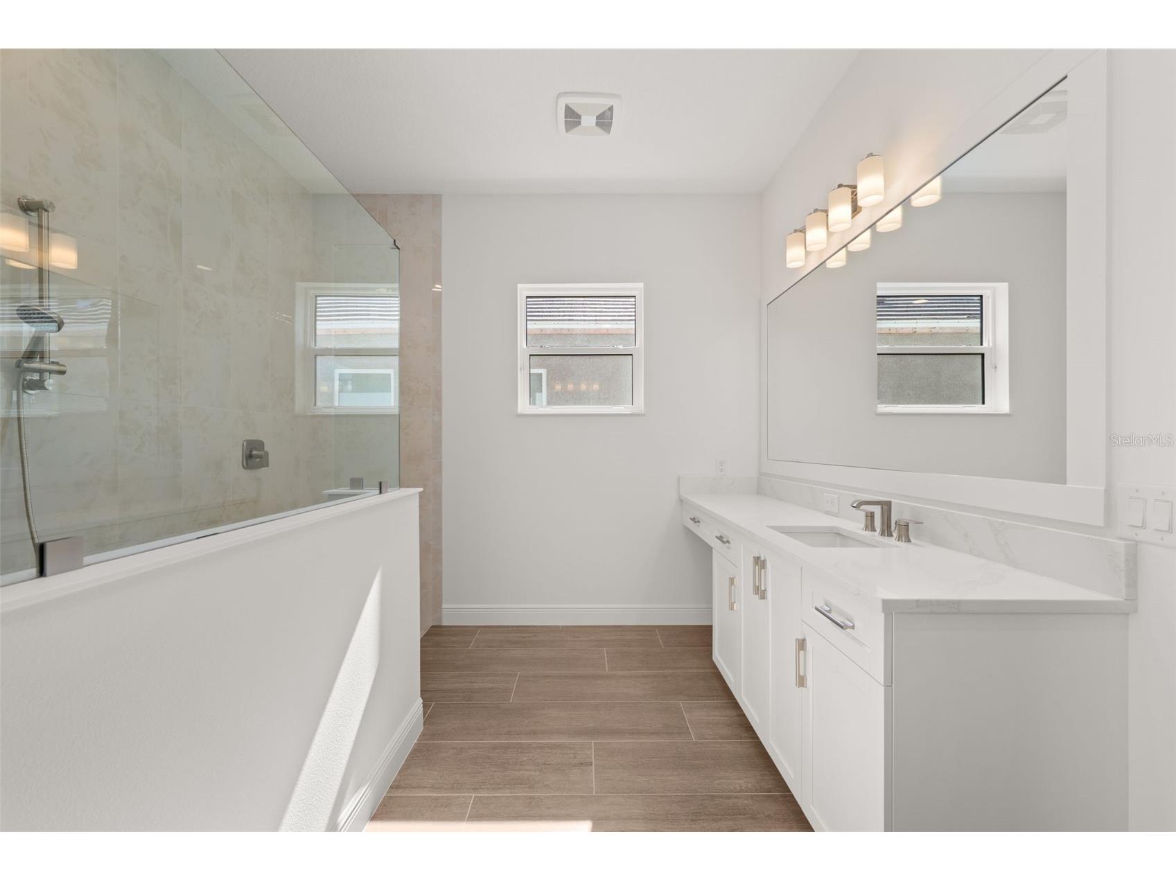 832 Blue Shell Loop Sarasota FL 34240 - MERGANSER A4697934 image27