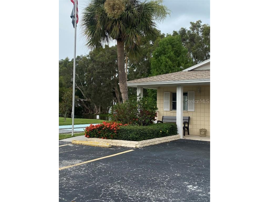 832 Cambridge Court Dunedin FL 34698 TB8397248 image37
