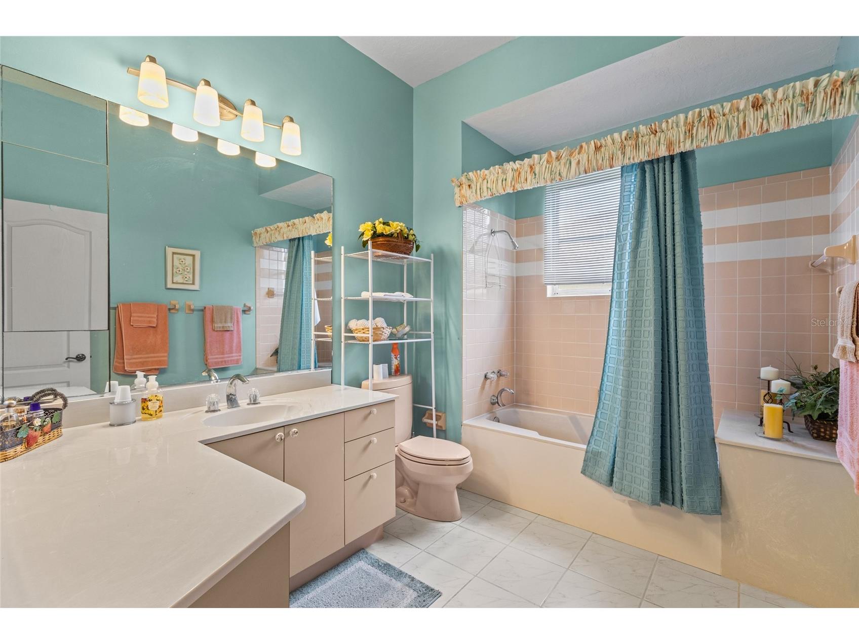 832 Carnoustie Drive Venice FL 34293 A4689464 image19