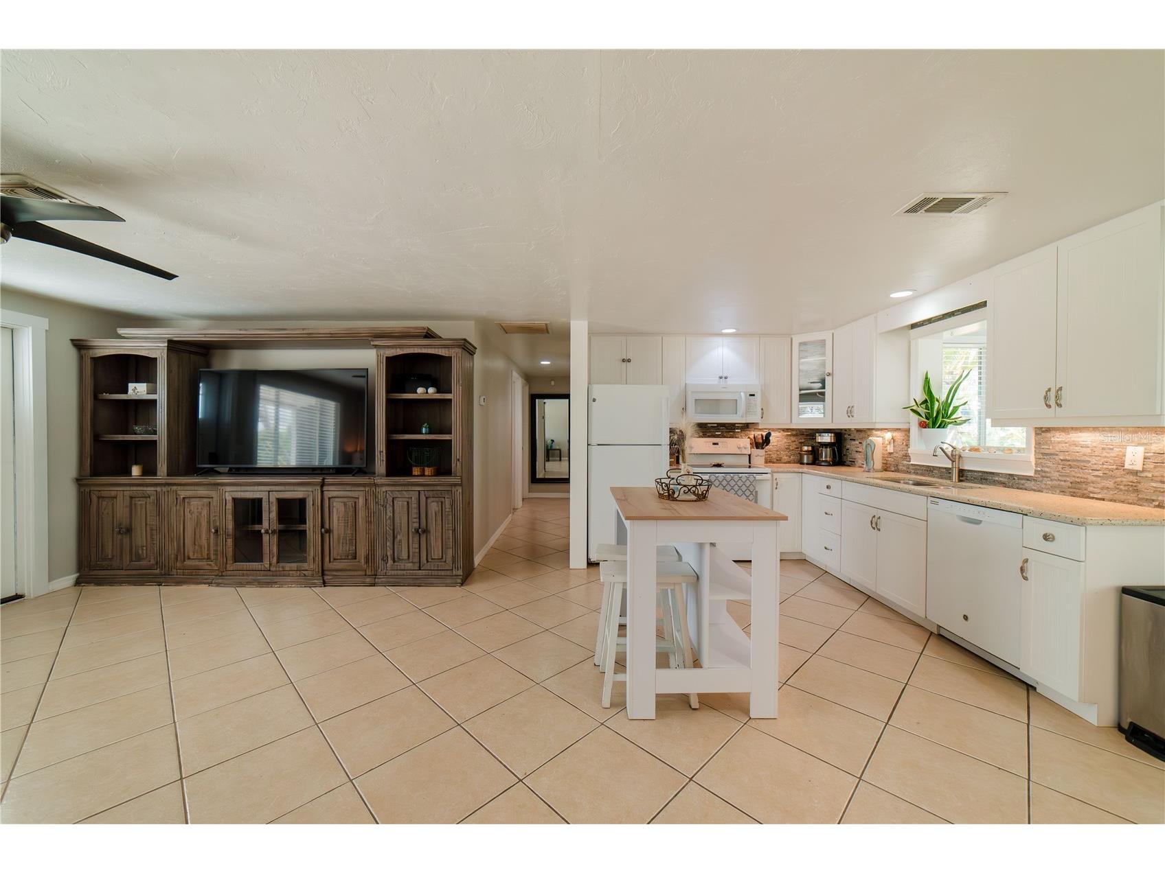 832 E 4th Street Englewood FL 34223 - AINGER CREEK & ROCKY CREEK D6147921 image8