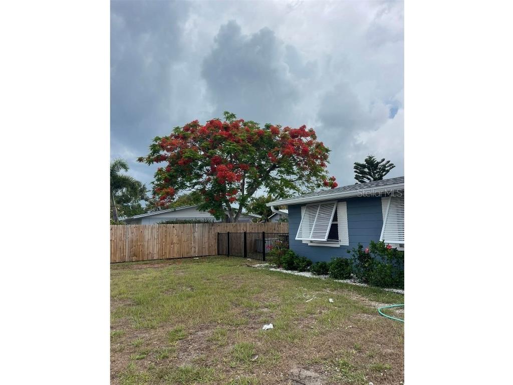 832 E 4th Street Englewood FL 34223 O6340655 image3