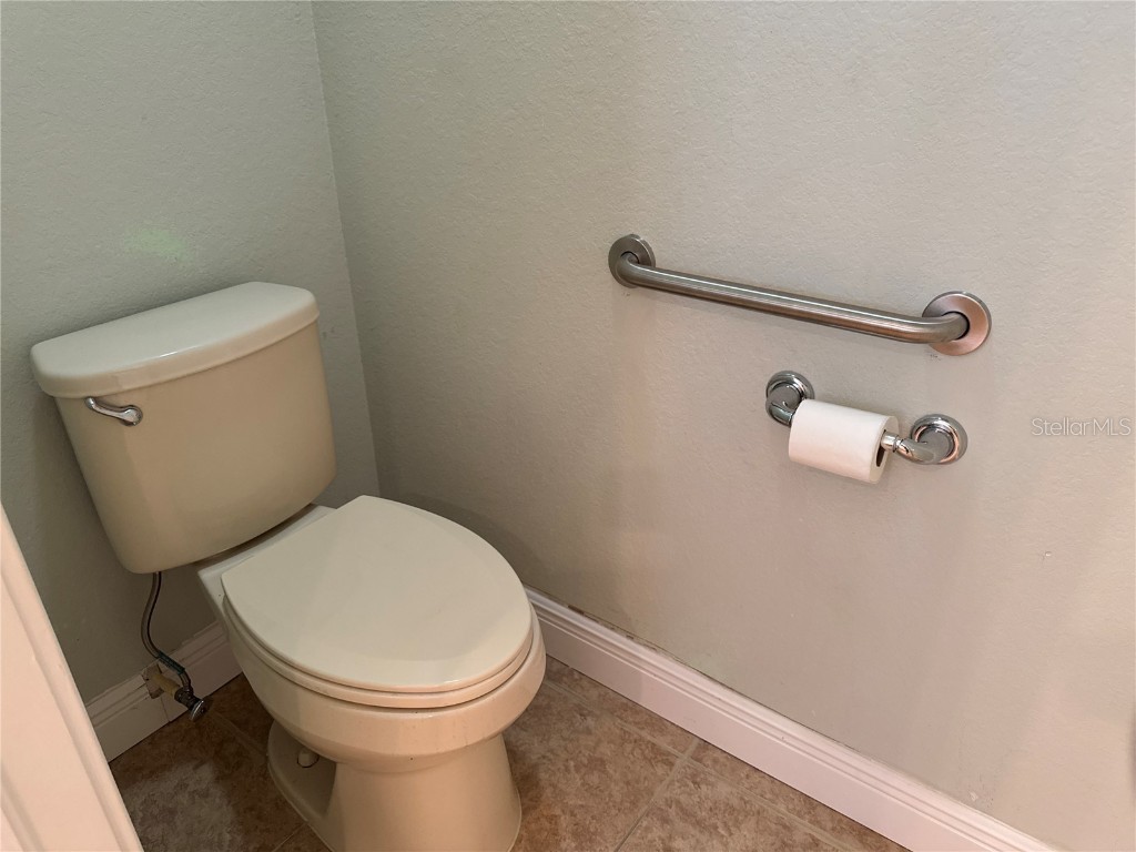 832 King Leon Way Sun City Center FL 33573 TB8369244 image17